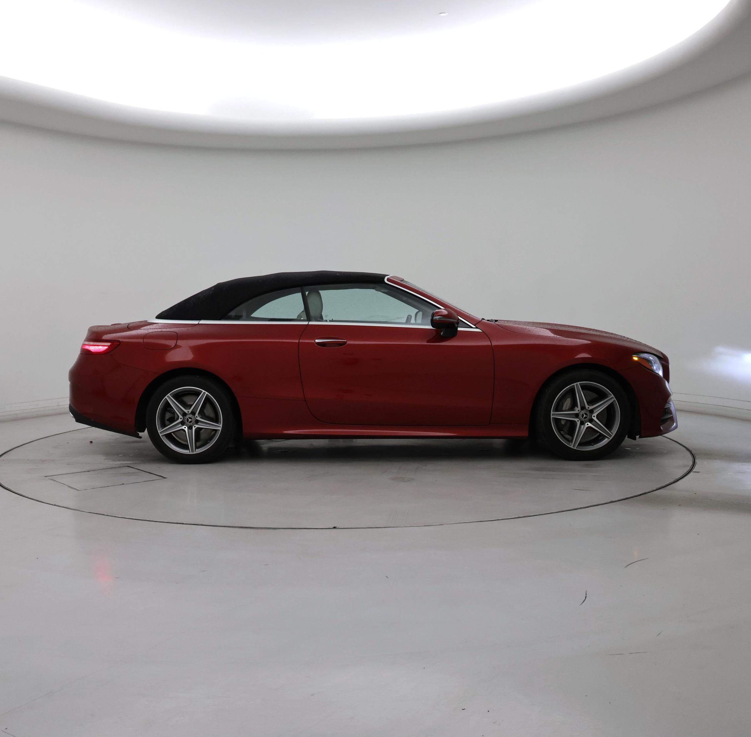 Thumbnail: 2020 Mercedes-Benz E-Class - 7