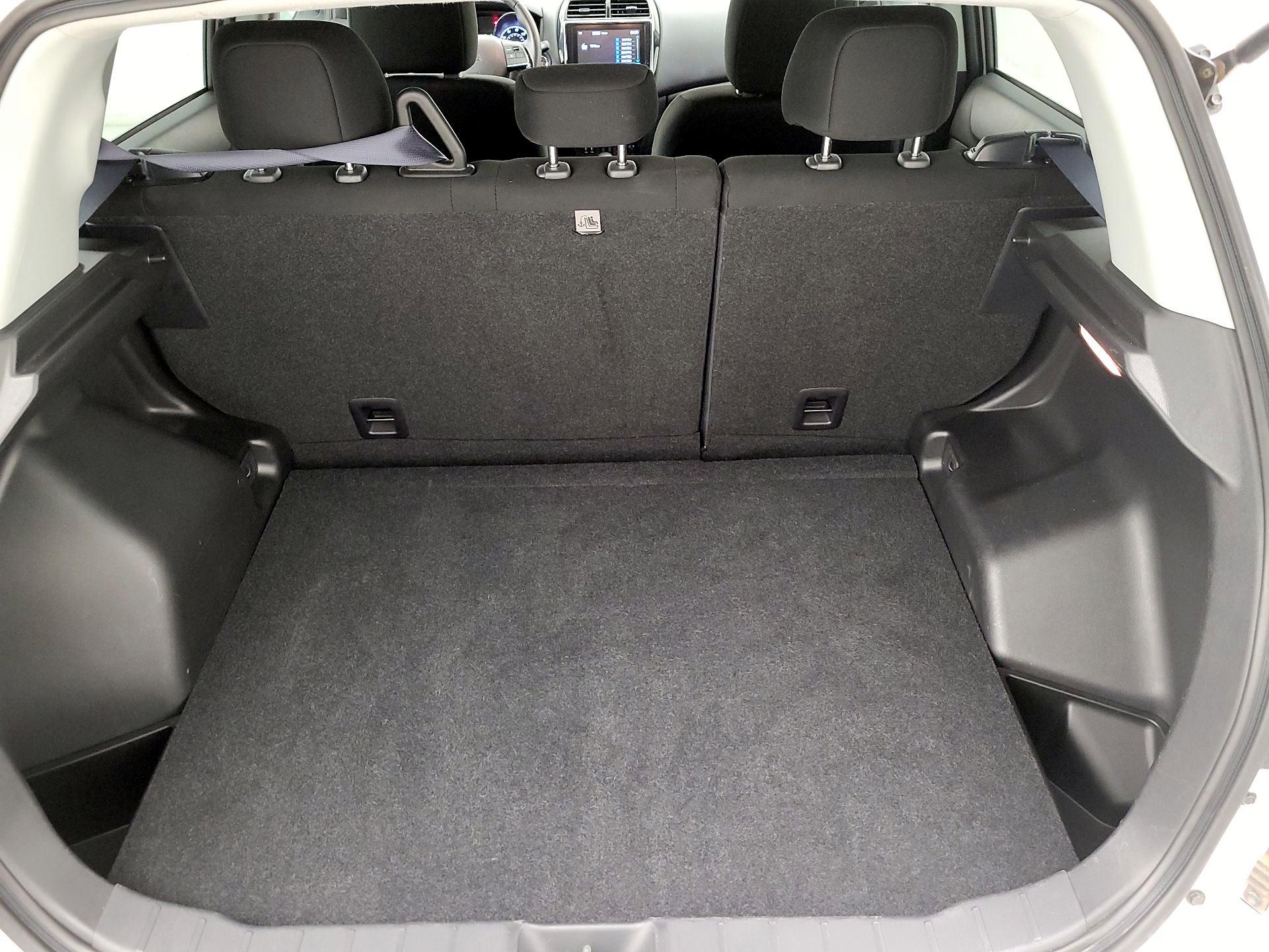 Thumbnail: 2020 Mitsubishi Outlander Sport - 20