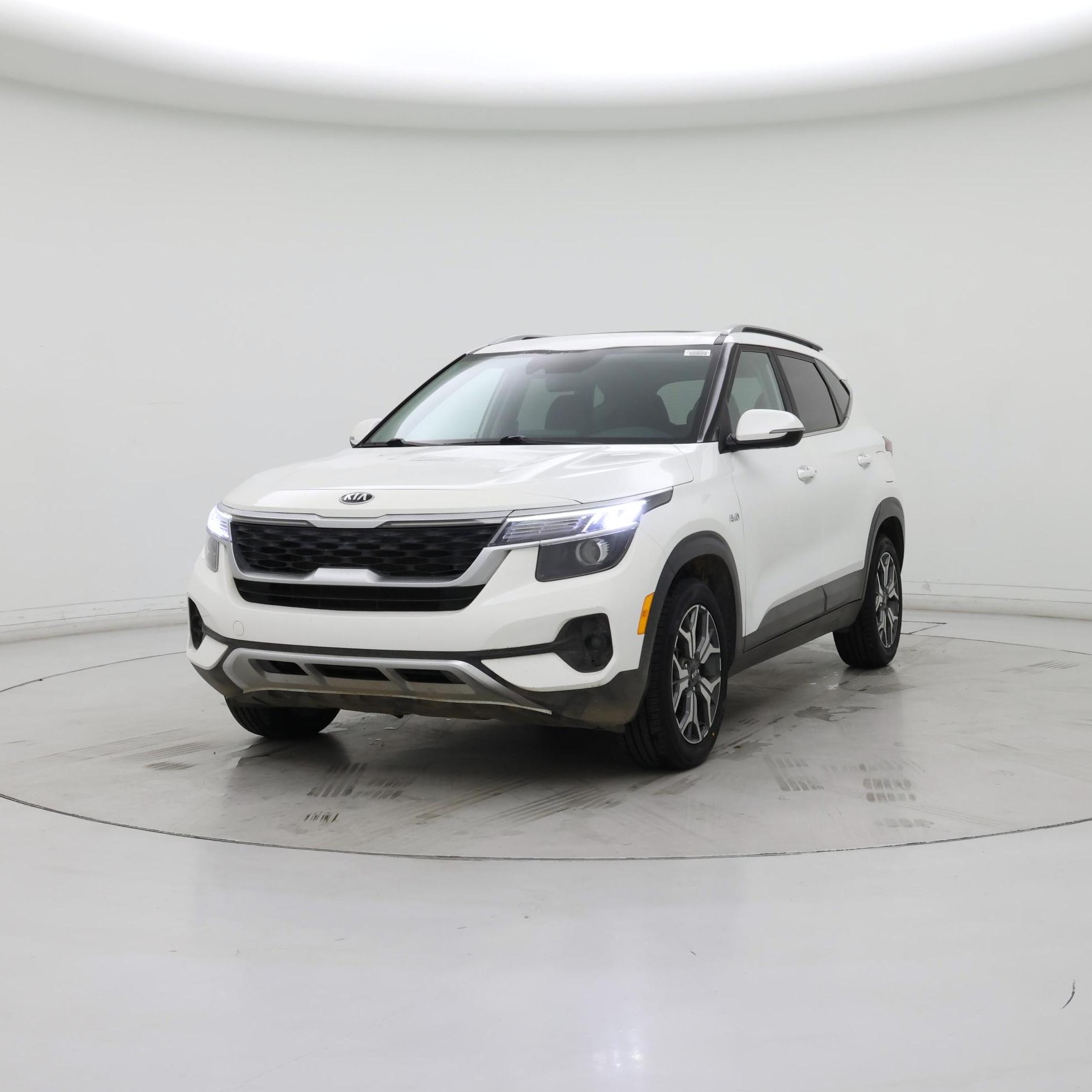 Thumbnail: 2021 Kia Seltos - 4