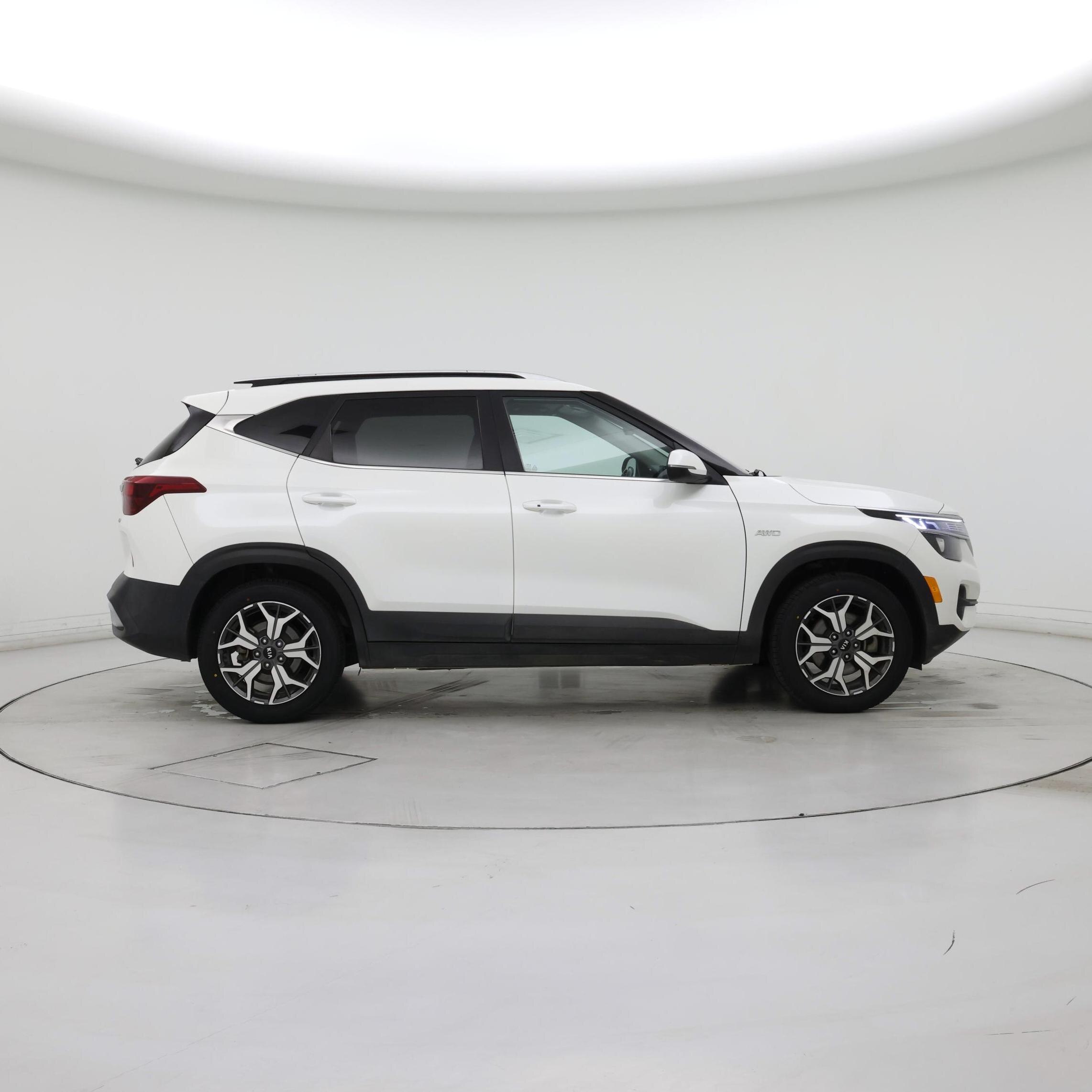 Thumbnail: 2021 Kia Seltos - 7