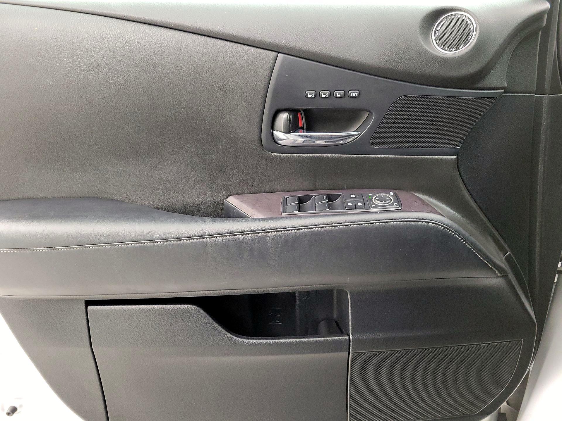 Thumbnail: 2015 Lexus RX - 12