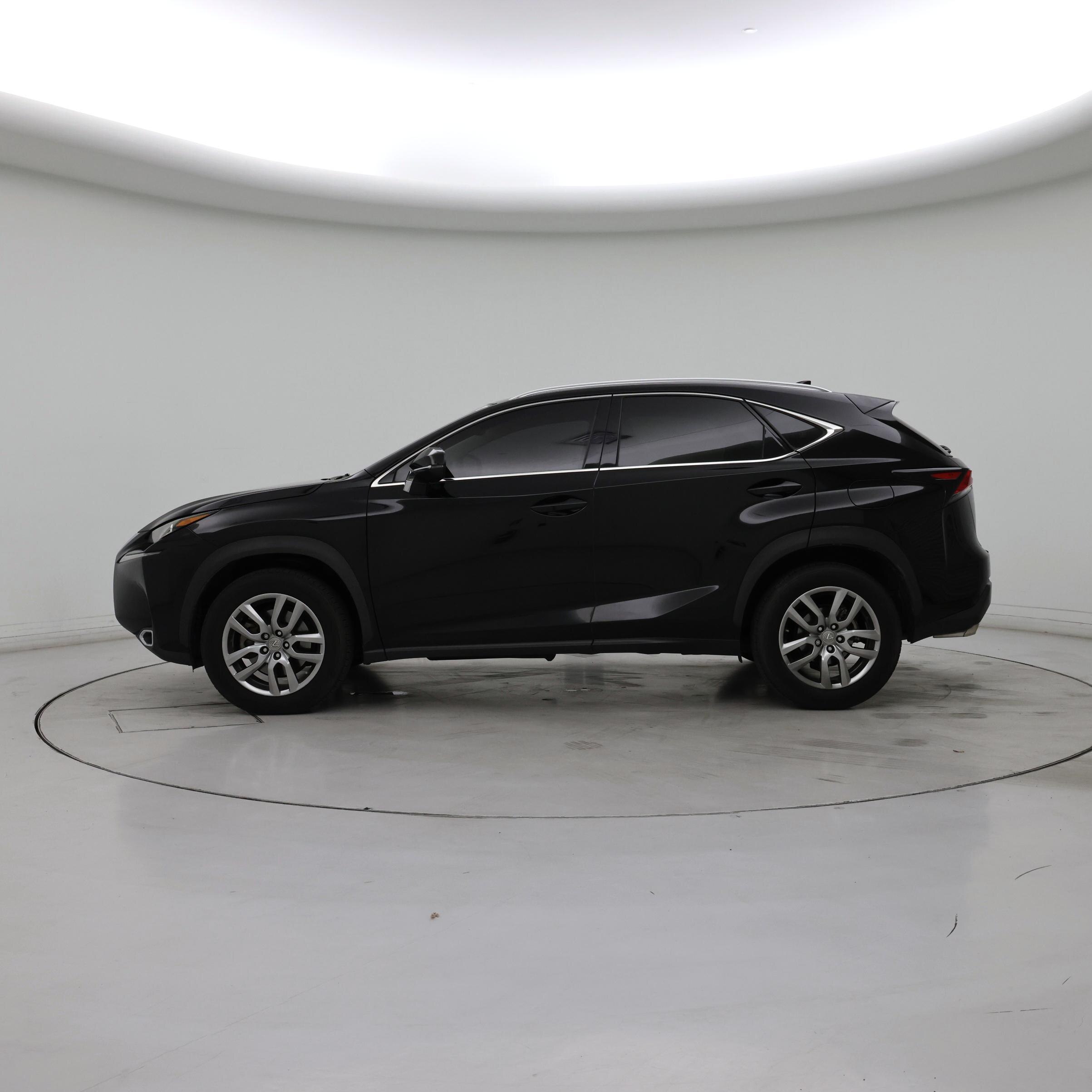Thumbnail: 2015 Lexus NX - 3