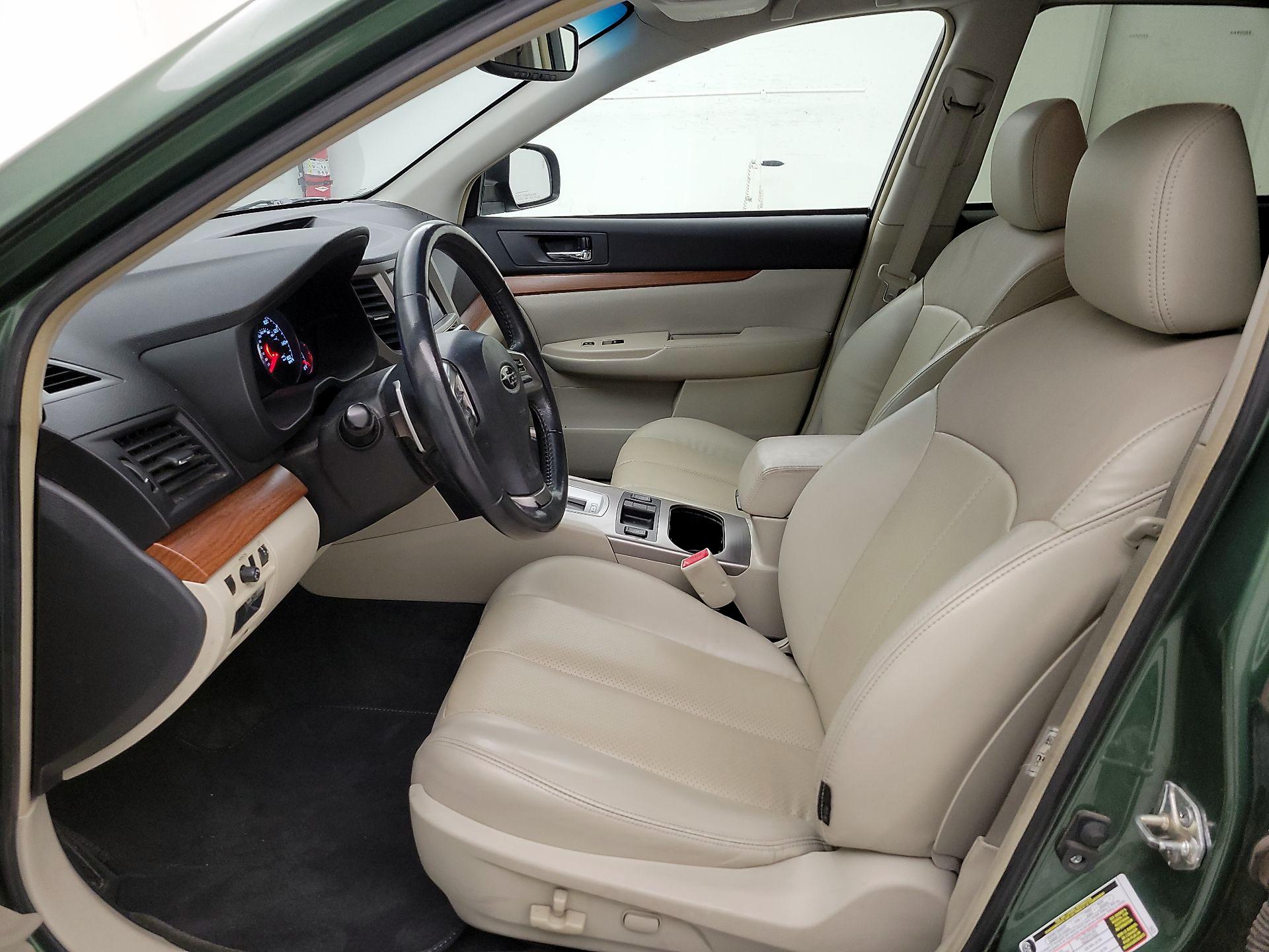 Thumbnail: 2014 Subaru Outback - 11