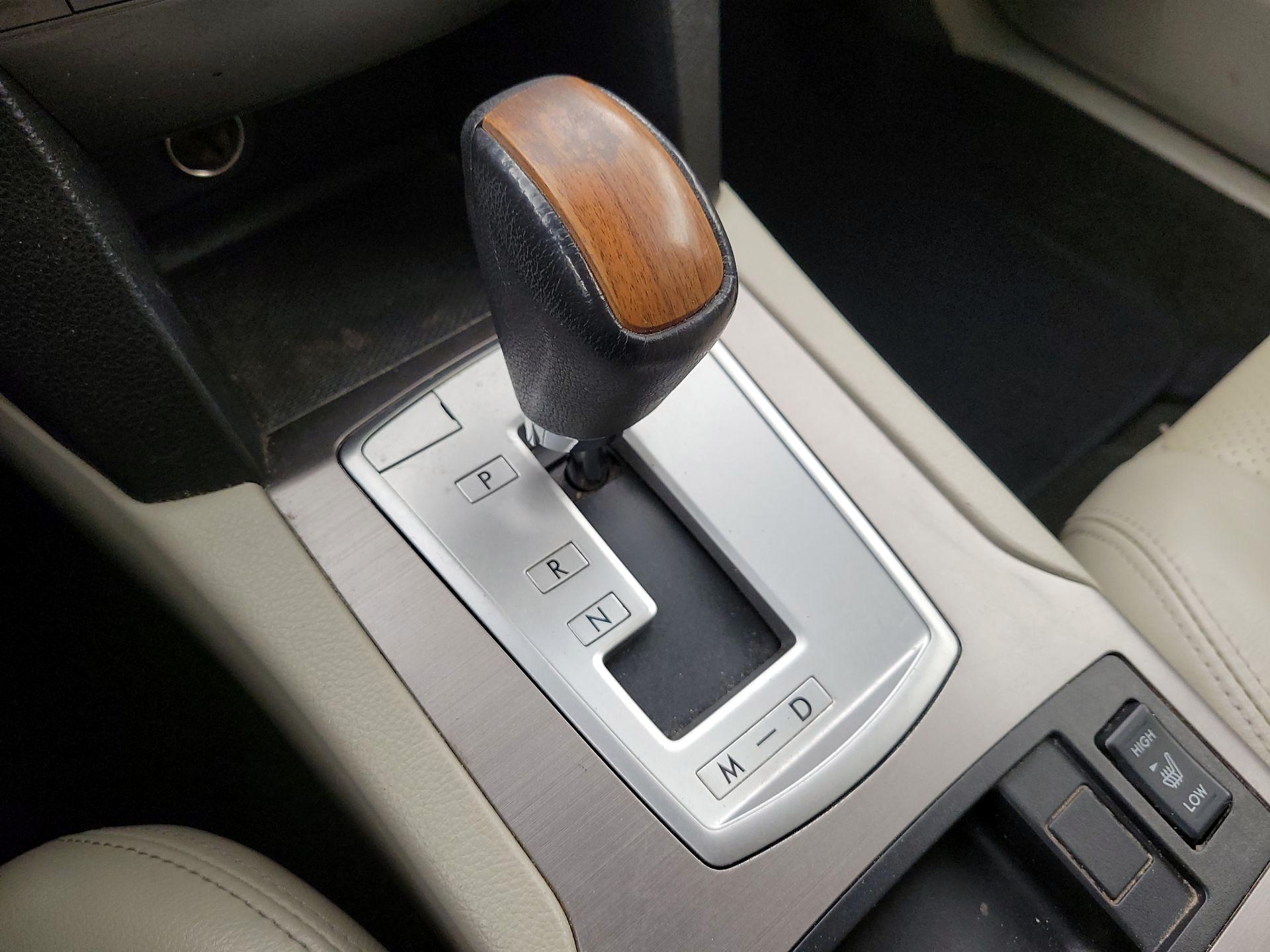 Thumbnail: 2014 Subaru Outback - 15