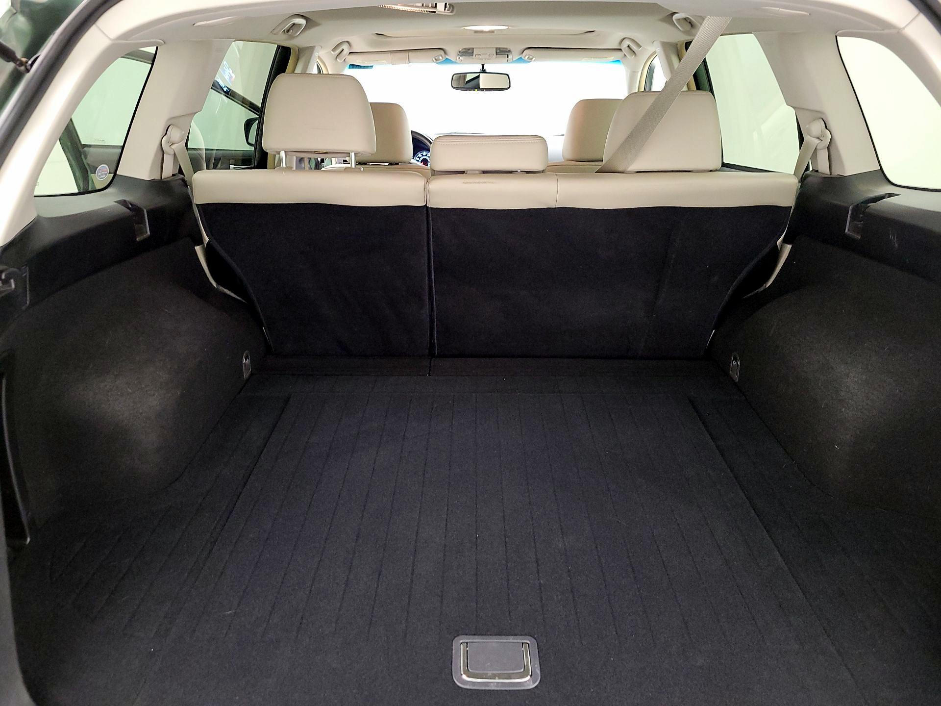 Thumbnail: 2014 Subaru Outback - 16