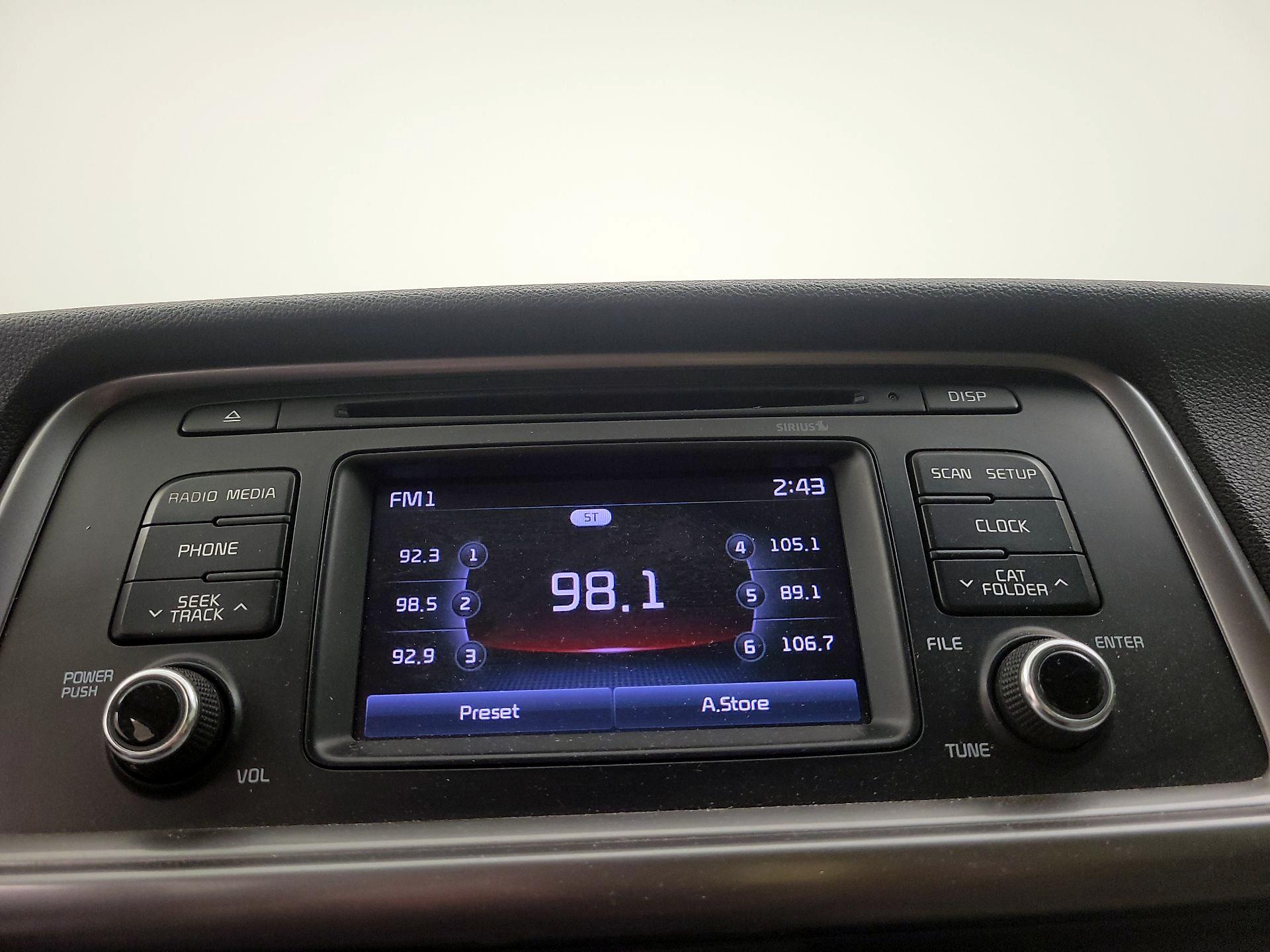 Thumbnail: 2016 Kia Optima - 15