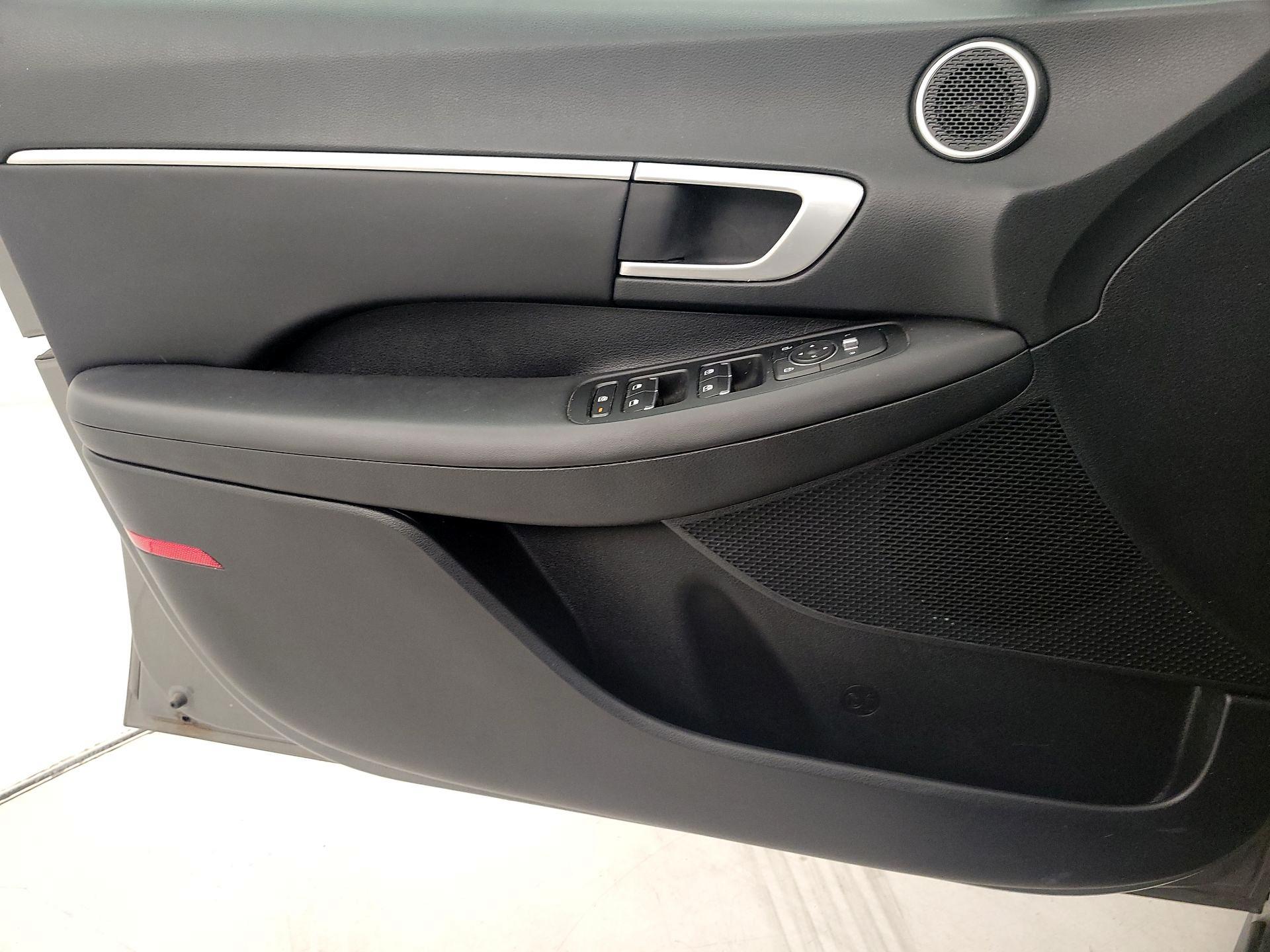 Thumbnail: 2020 Hyundai Sonata - 12