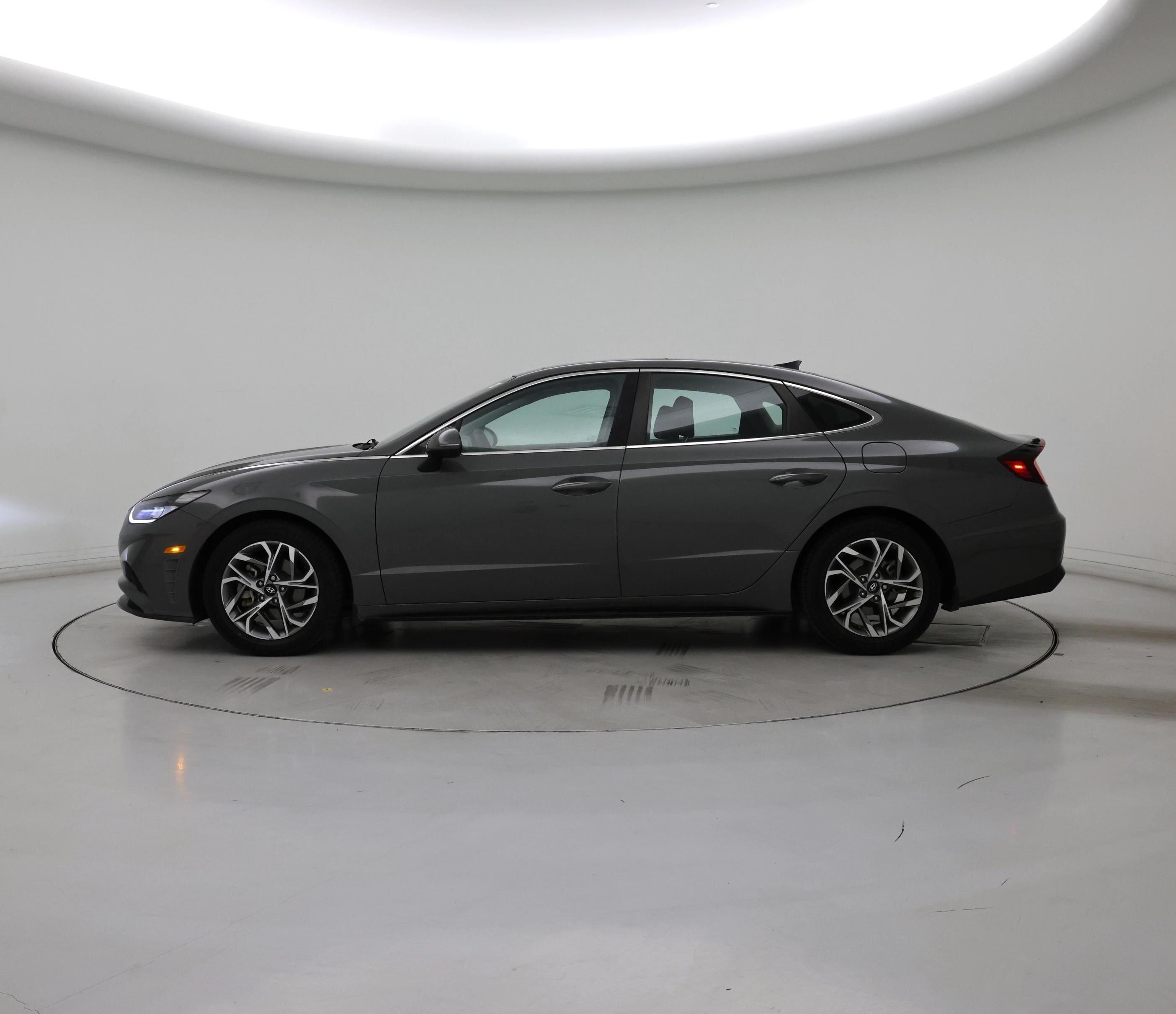 Thumbnail: 2020 Hyundai Sonata - 3