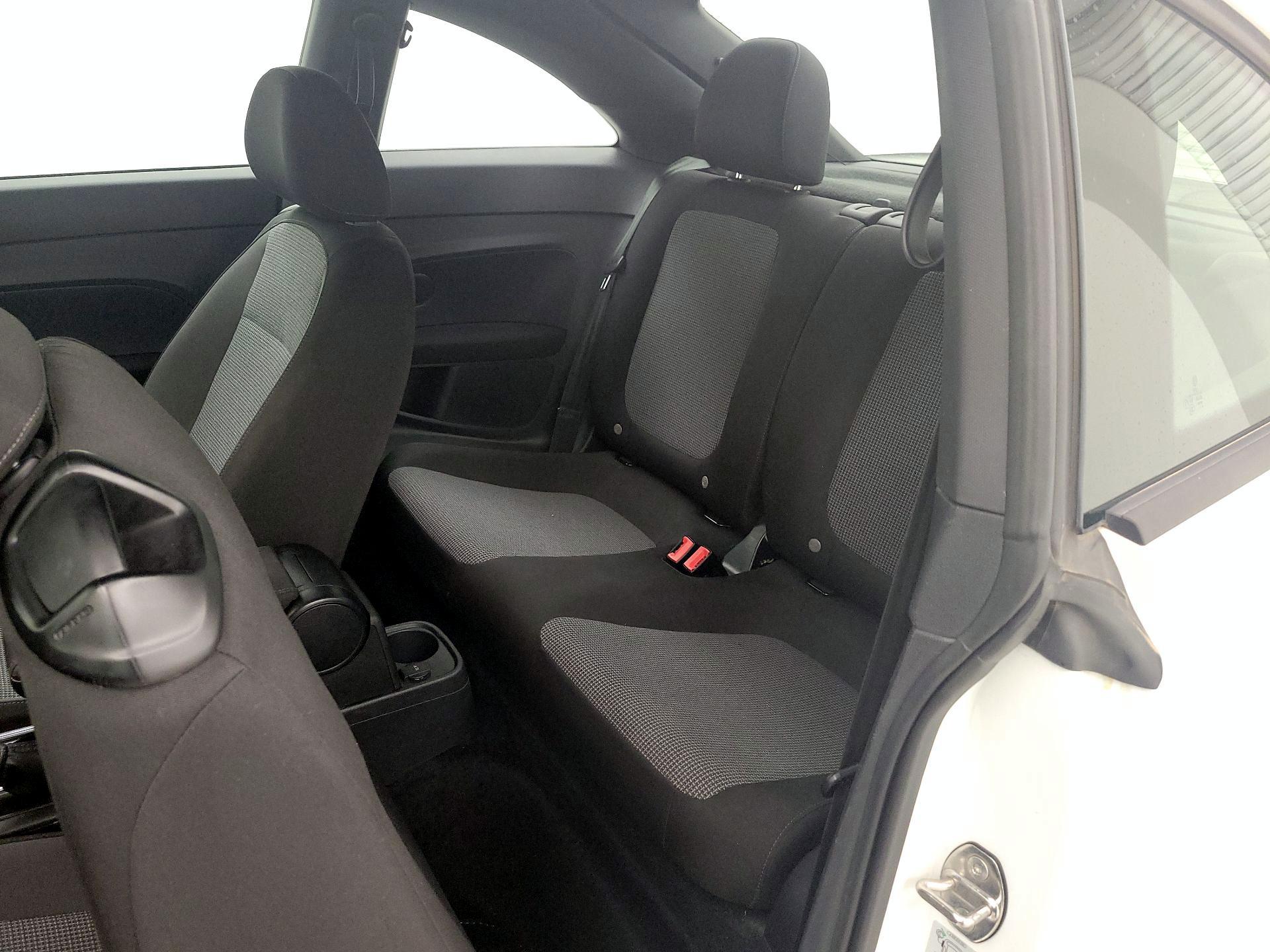 Thumbnail: 2019 Volkswagen Beetle - 18