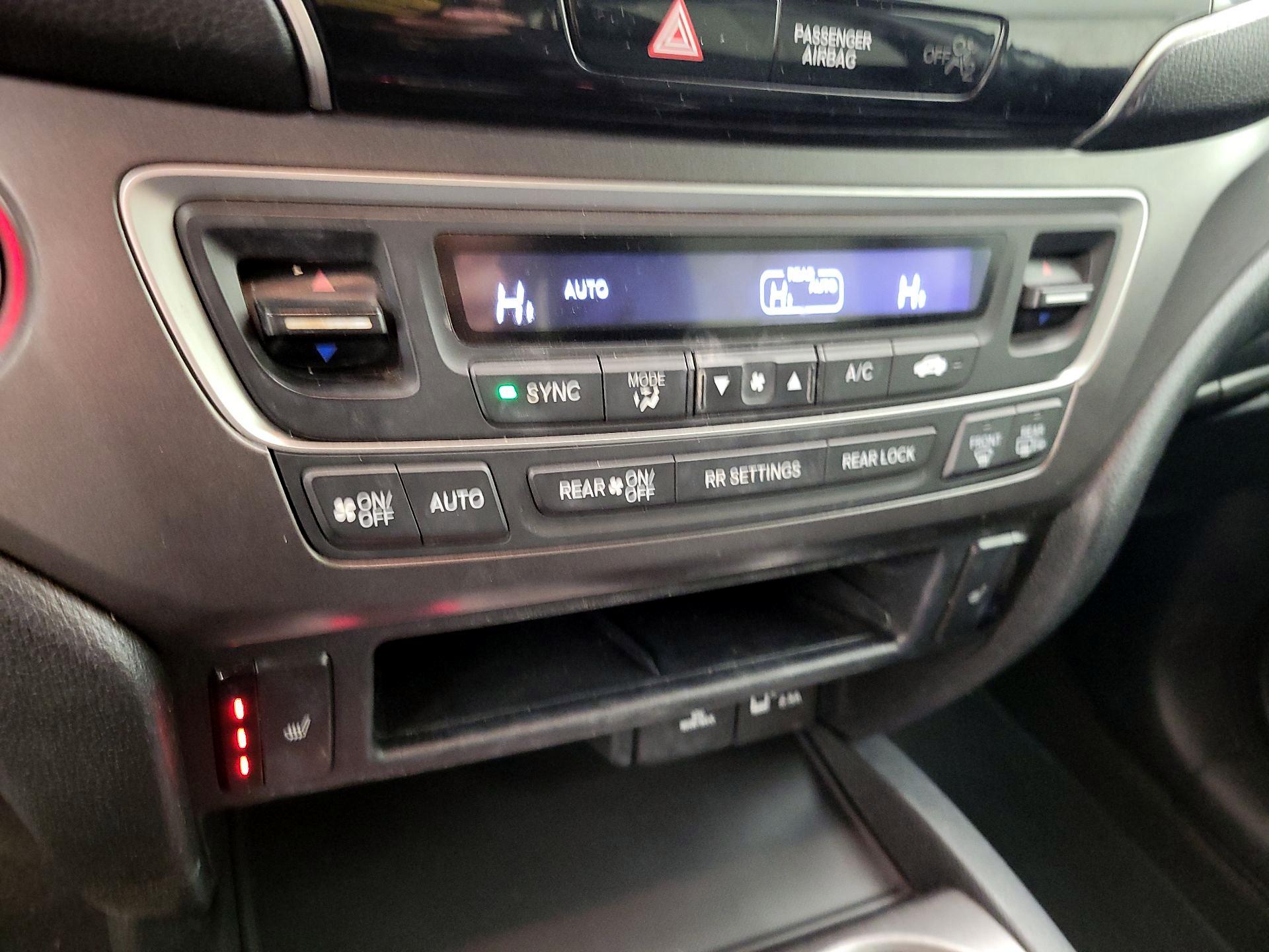 Thumbnail: 2021 Honda Pilot - 14