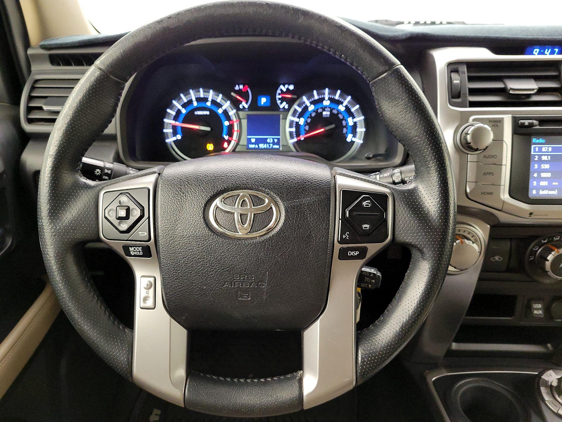 Thumbnail: 2018 Toyota 4Runner - 10