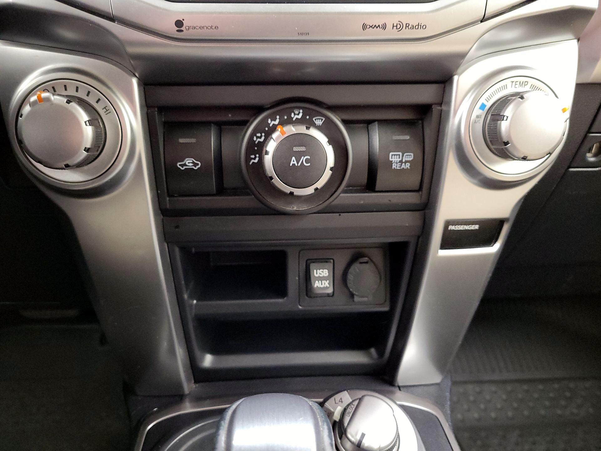 Thumbnail: 2018 Toyota 4Runner - 17