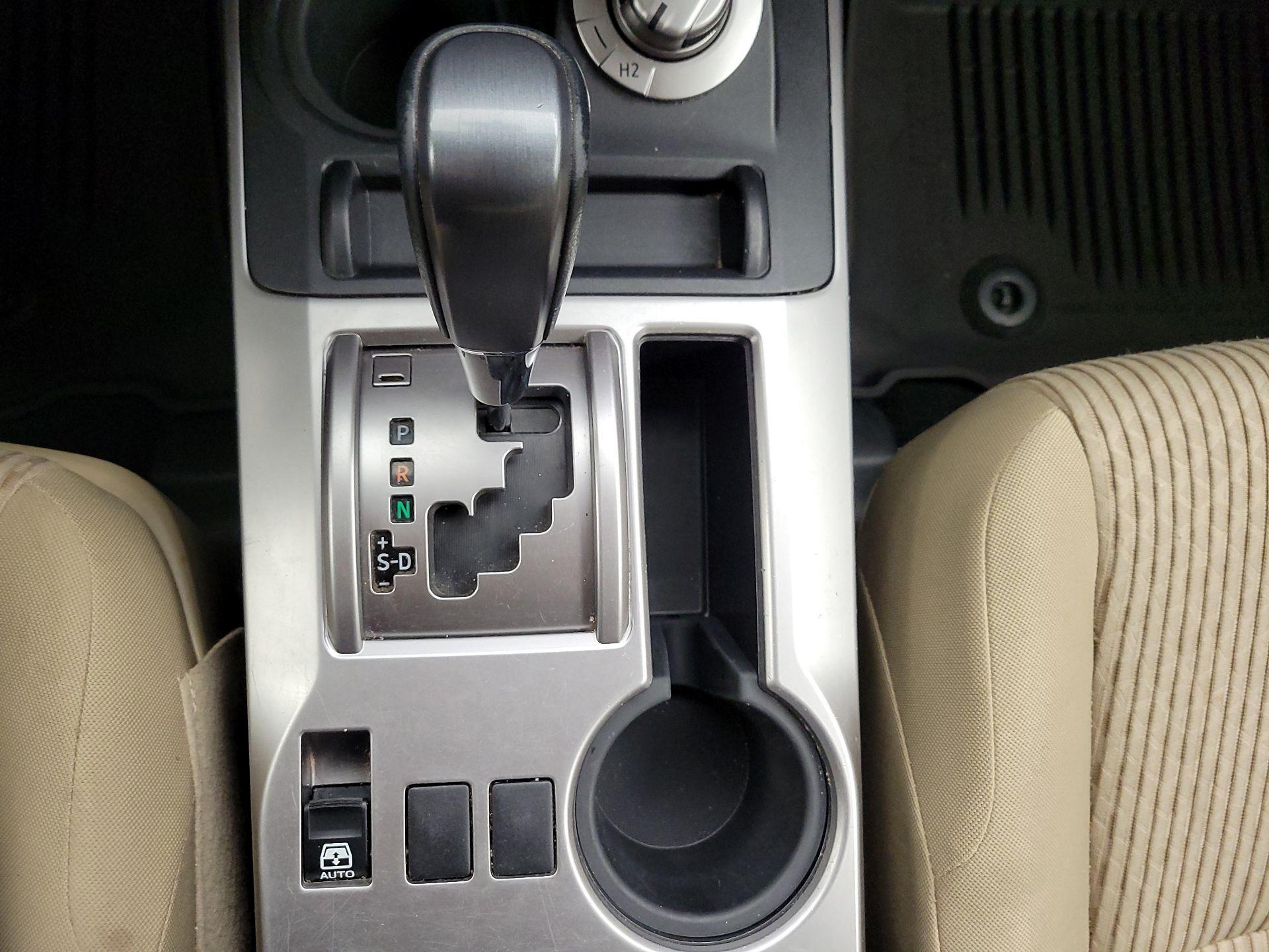 Thumbnail: 2018 Toyota 4Runner - 18