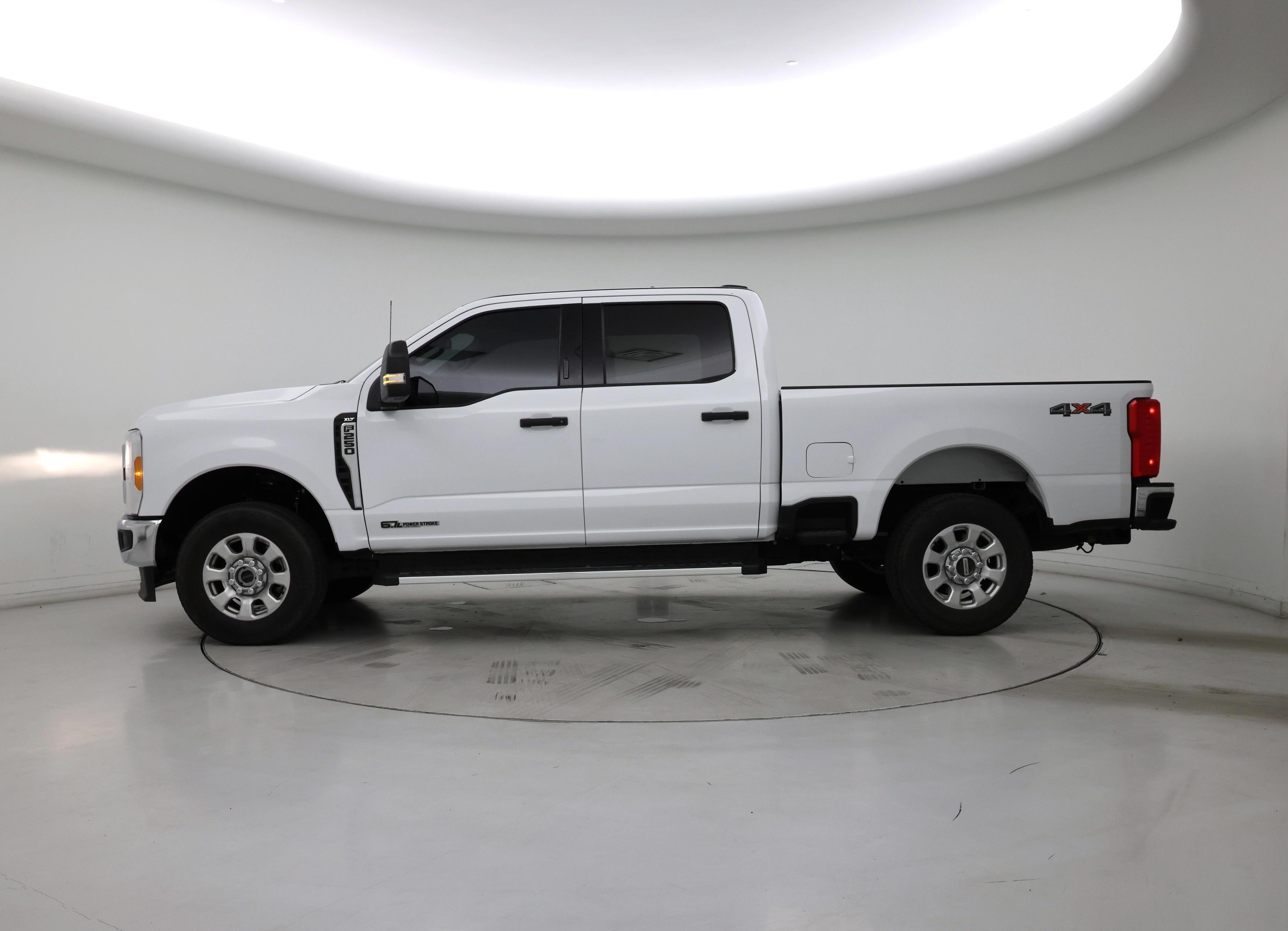 Thumbnail: 2023 Ford F-250 - 3