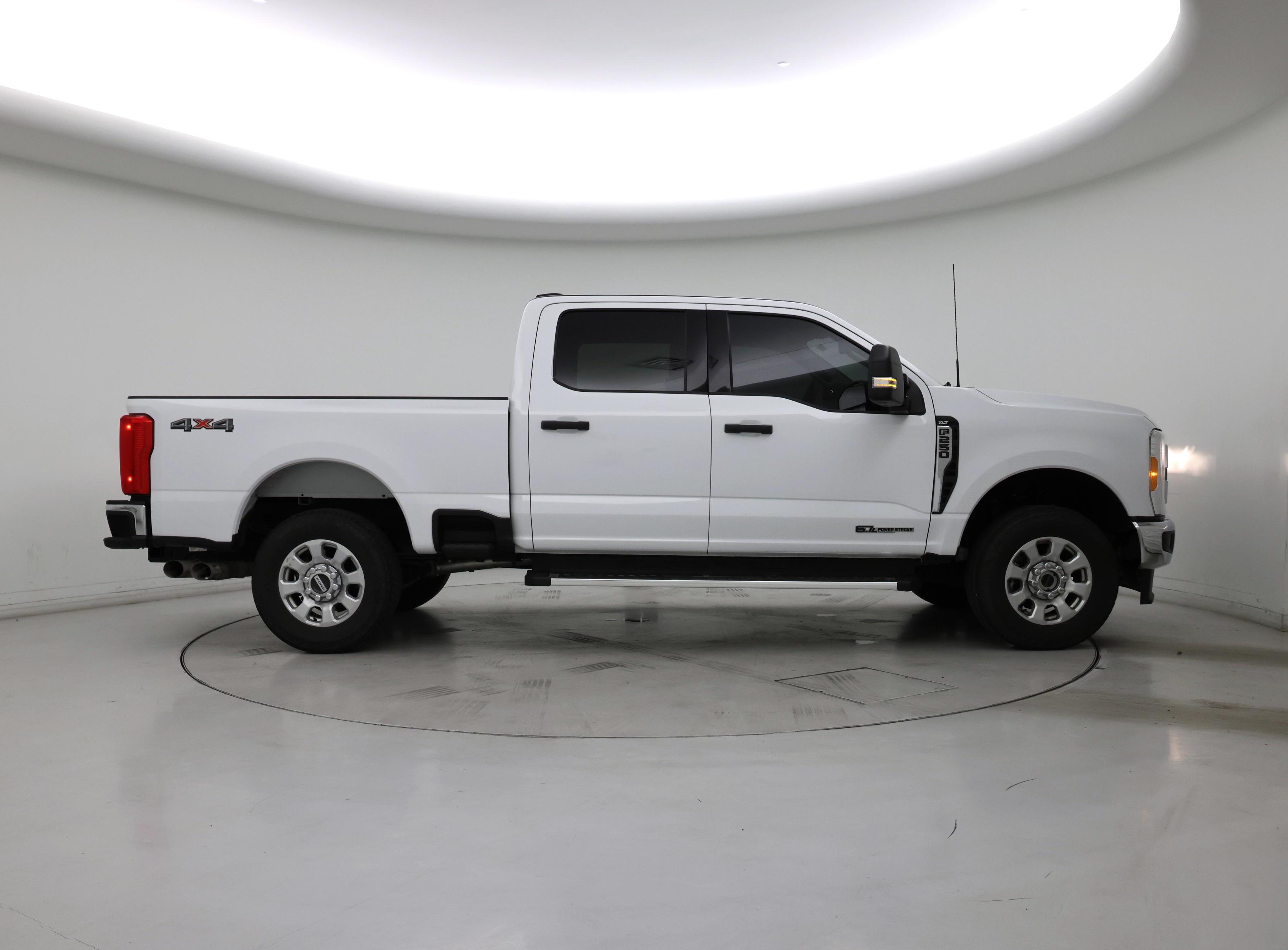 Thumbnail: 2023 Ford F-250 - 7