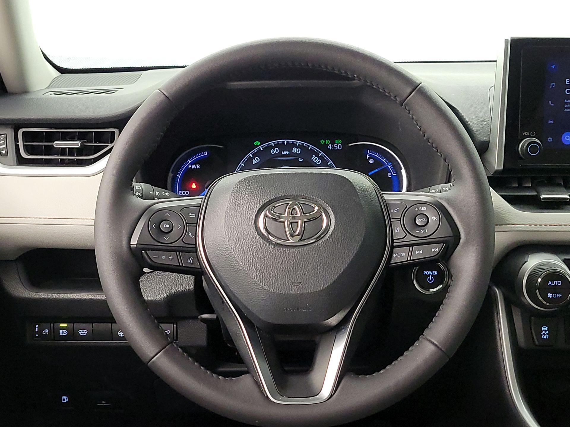 Thumbnail: 2024 Toyota RAV4 - 10