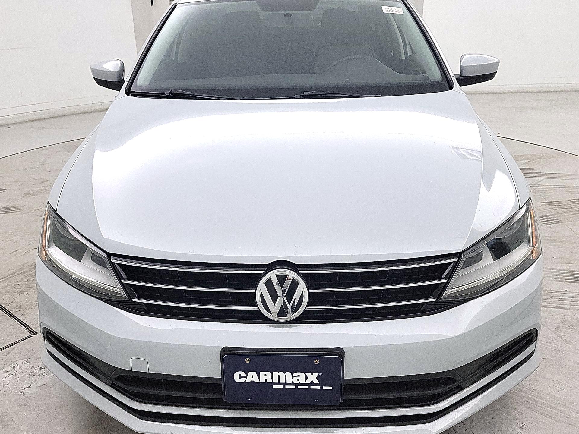 Thumbnail: 2017 Volkswagen Jetta - 2