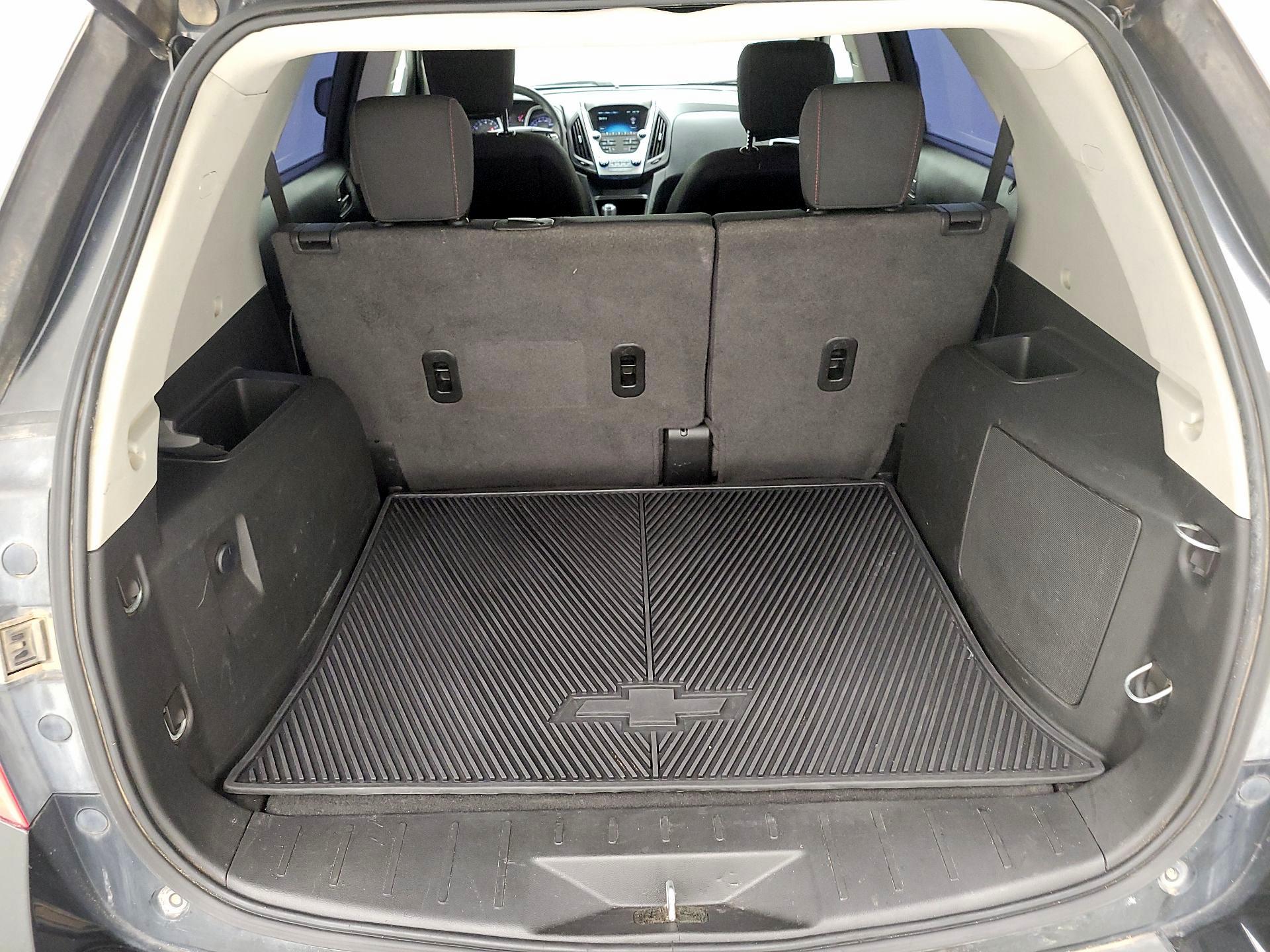 Thumbnail: 2017 Chevrolet Equinox - 16