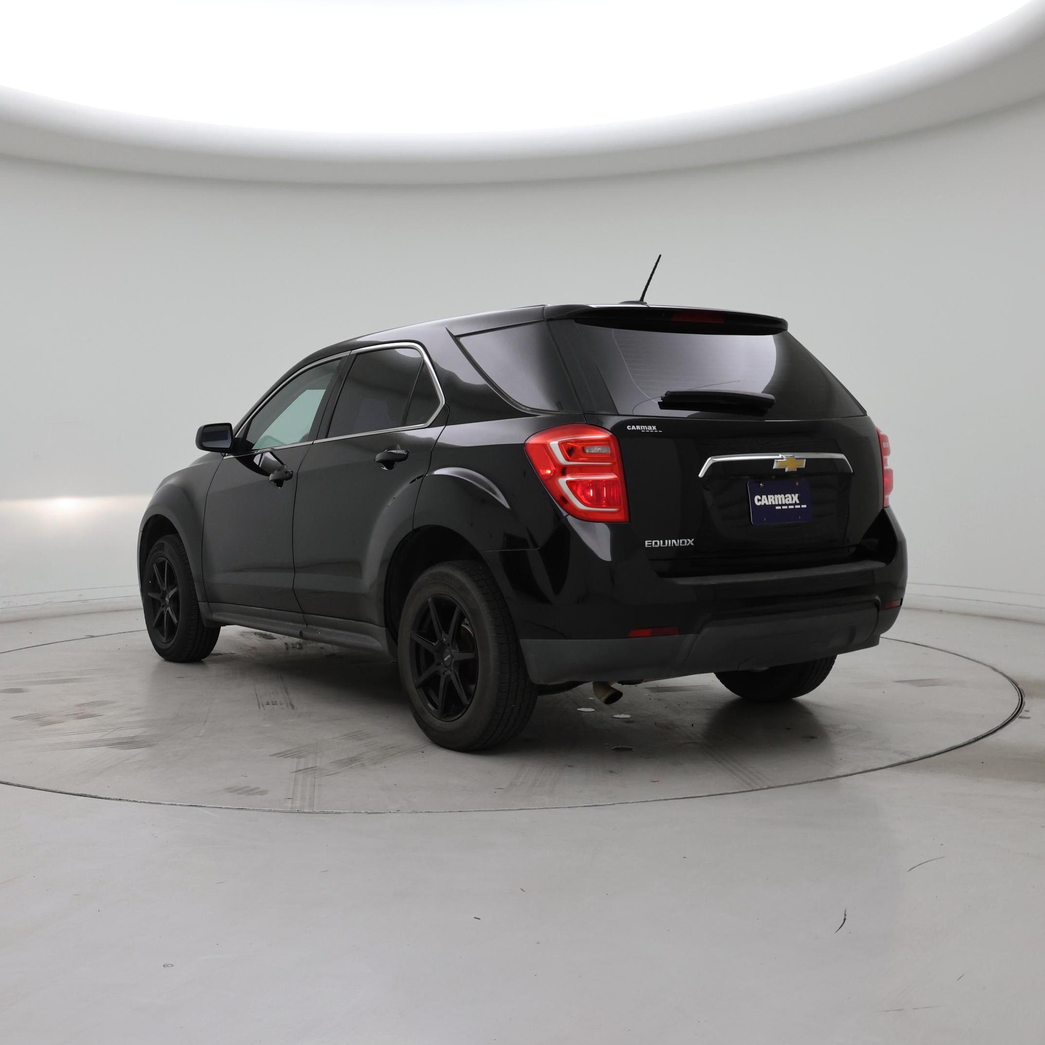 Thumbnail: 2017 Chevrolet Equinox - 2