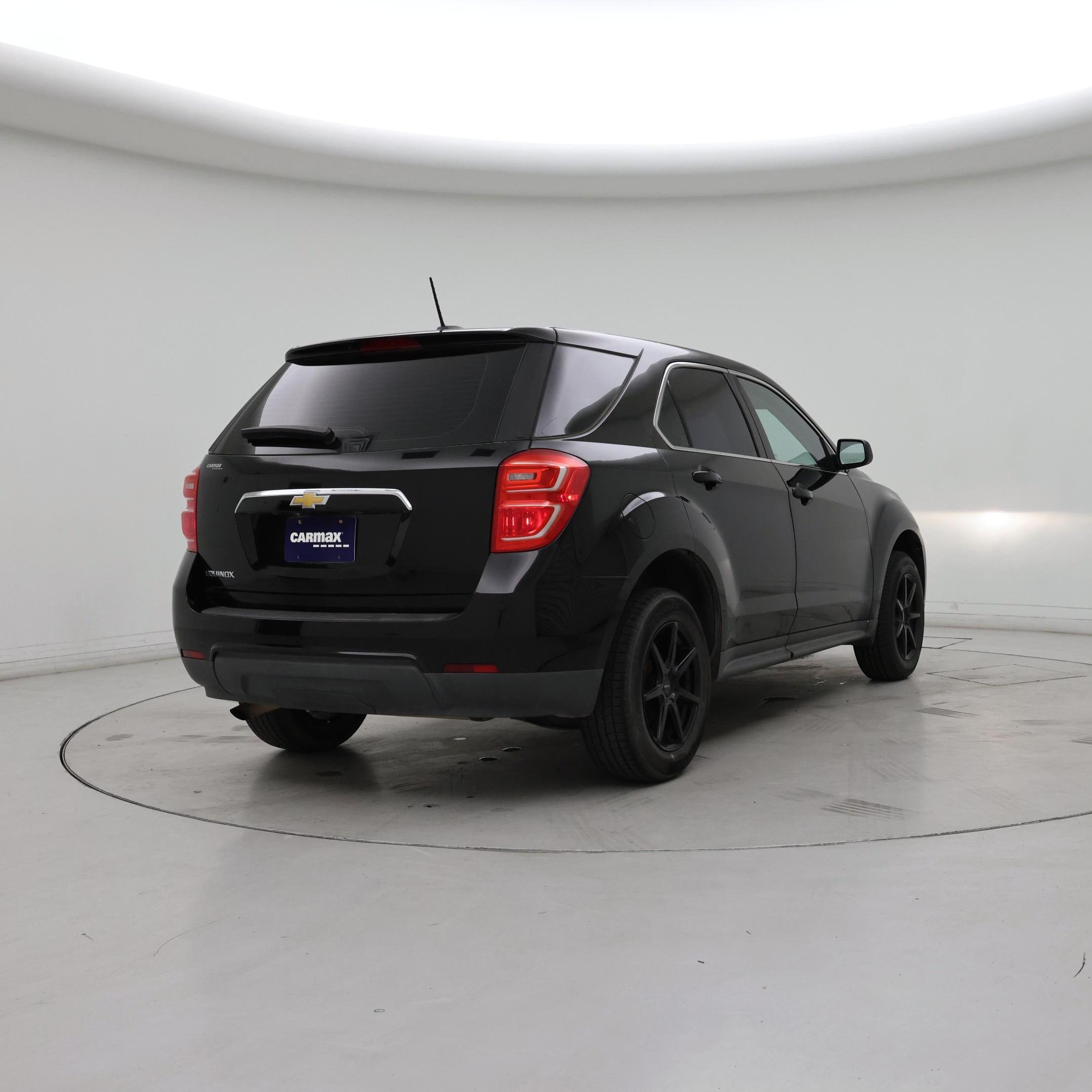 Thumbnail: 2017 Chevrolet Equinox - 8