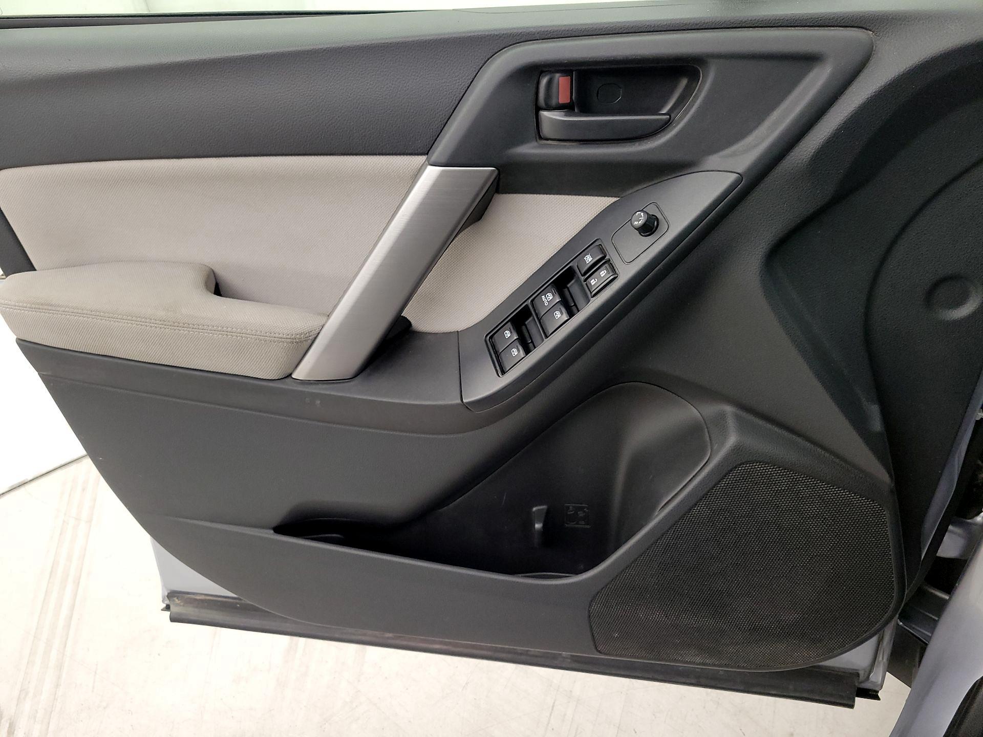 Thumbnail: 2014 Subaru Forester - 12