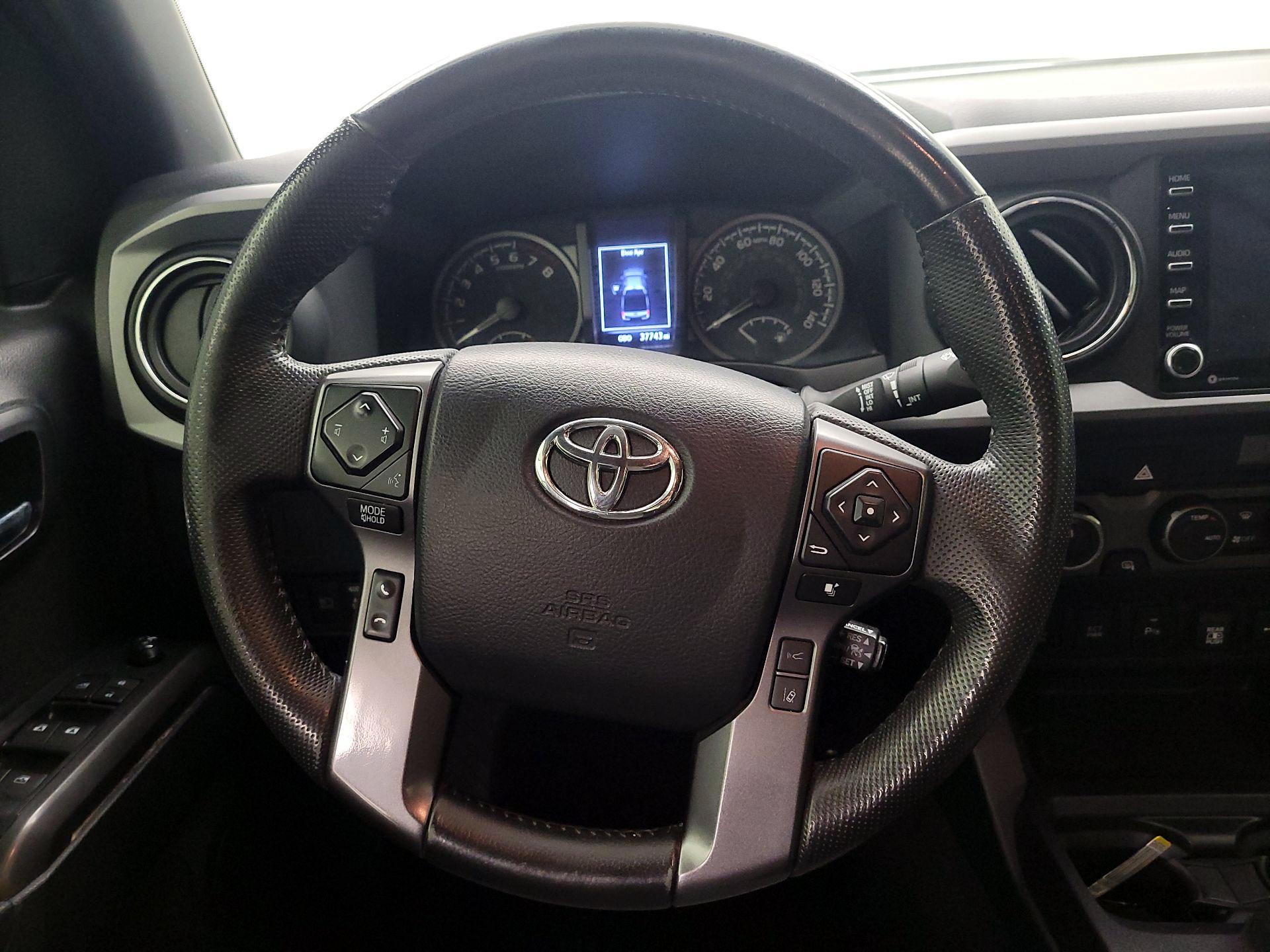 Thumbnail: 2022 Toyota Tacoma - 10