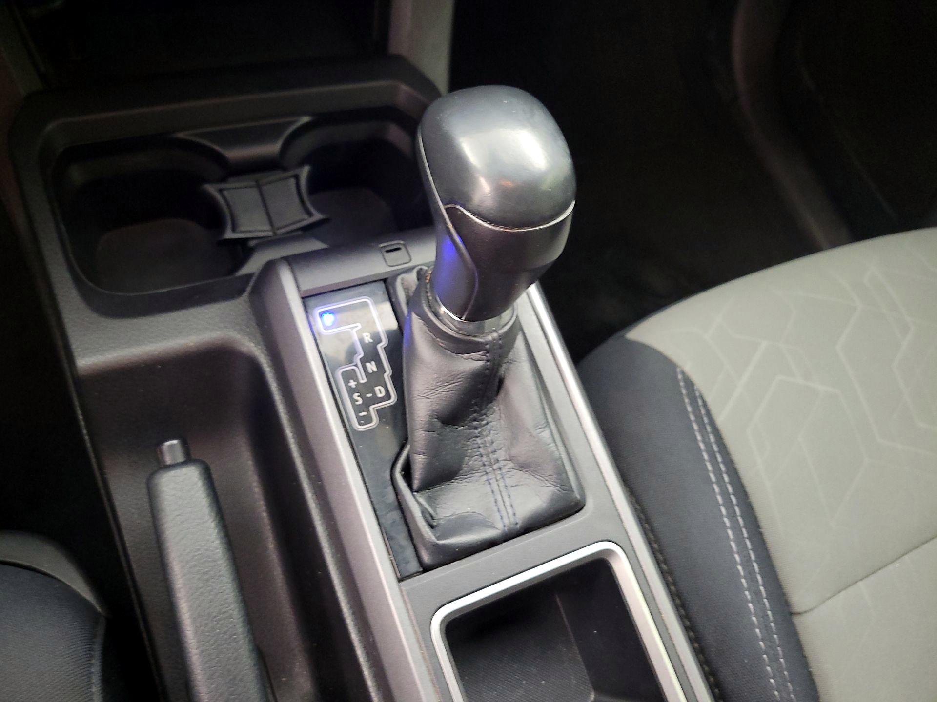 Thumbnail: 2022 Toyota Tacoma - 15