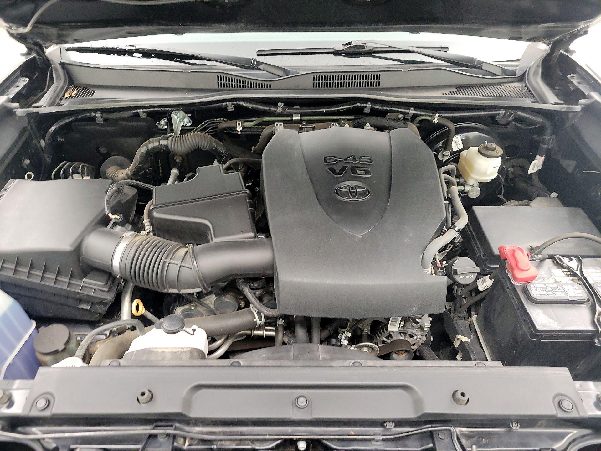 Thumbnail: 2022 Toyota Tacoma - 17