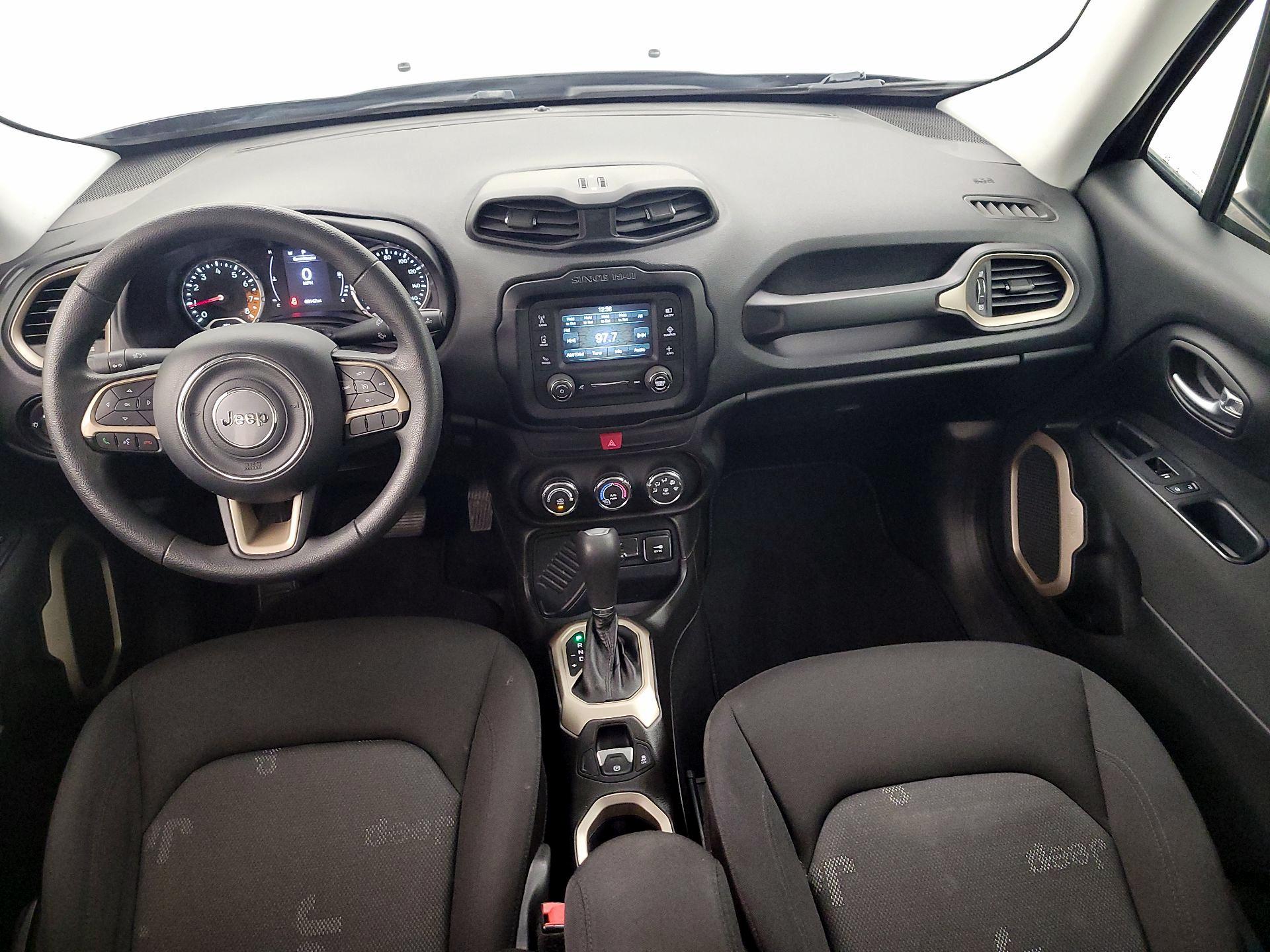 Thumbnail: 2017 Jeep Renegade - 9