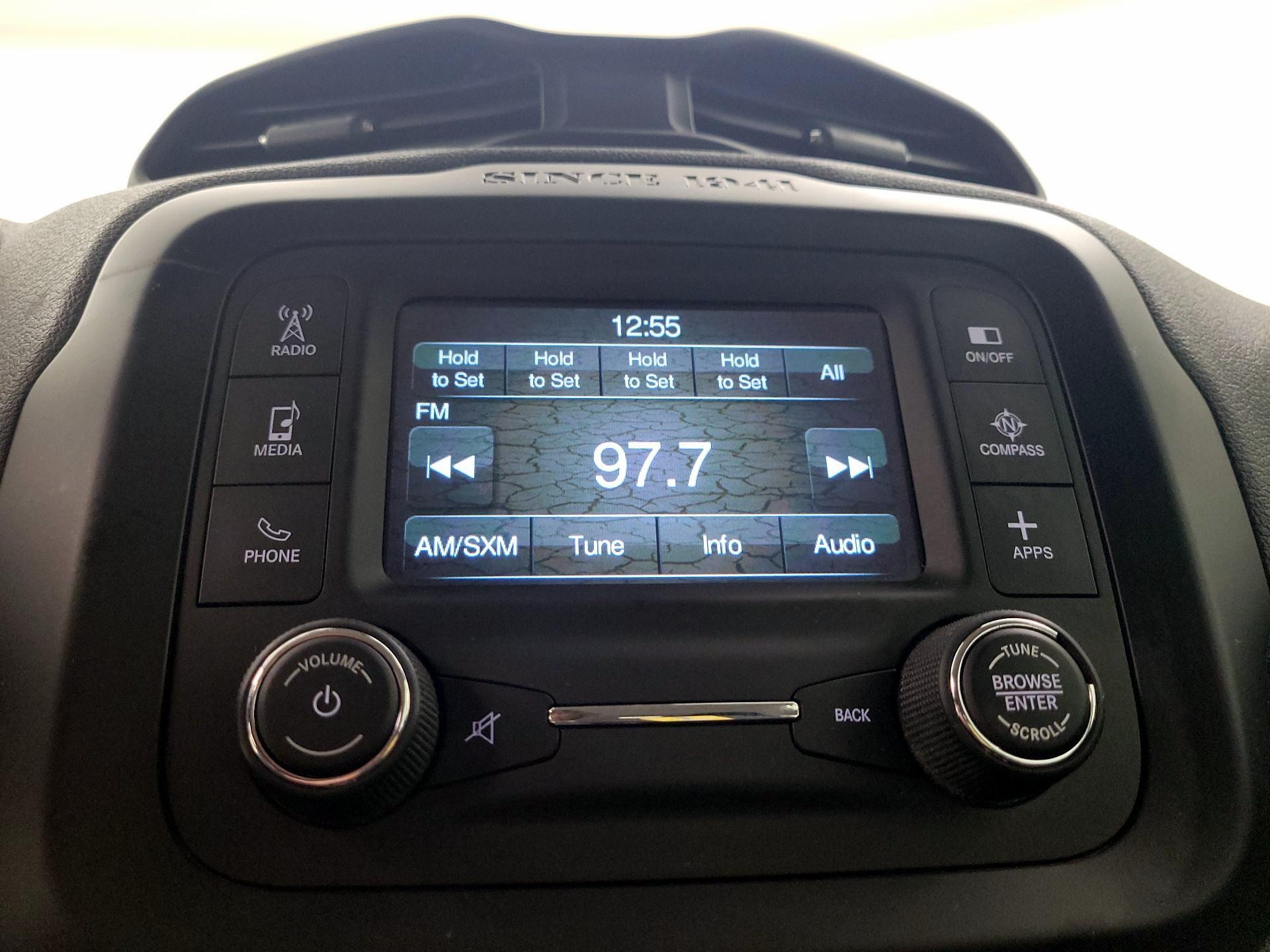 Thumbnail: 2017 Jeep Renegade - 15