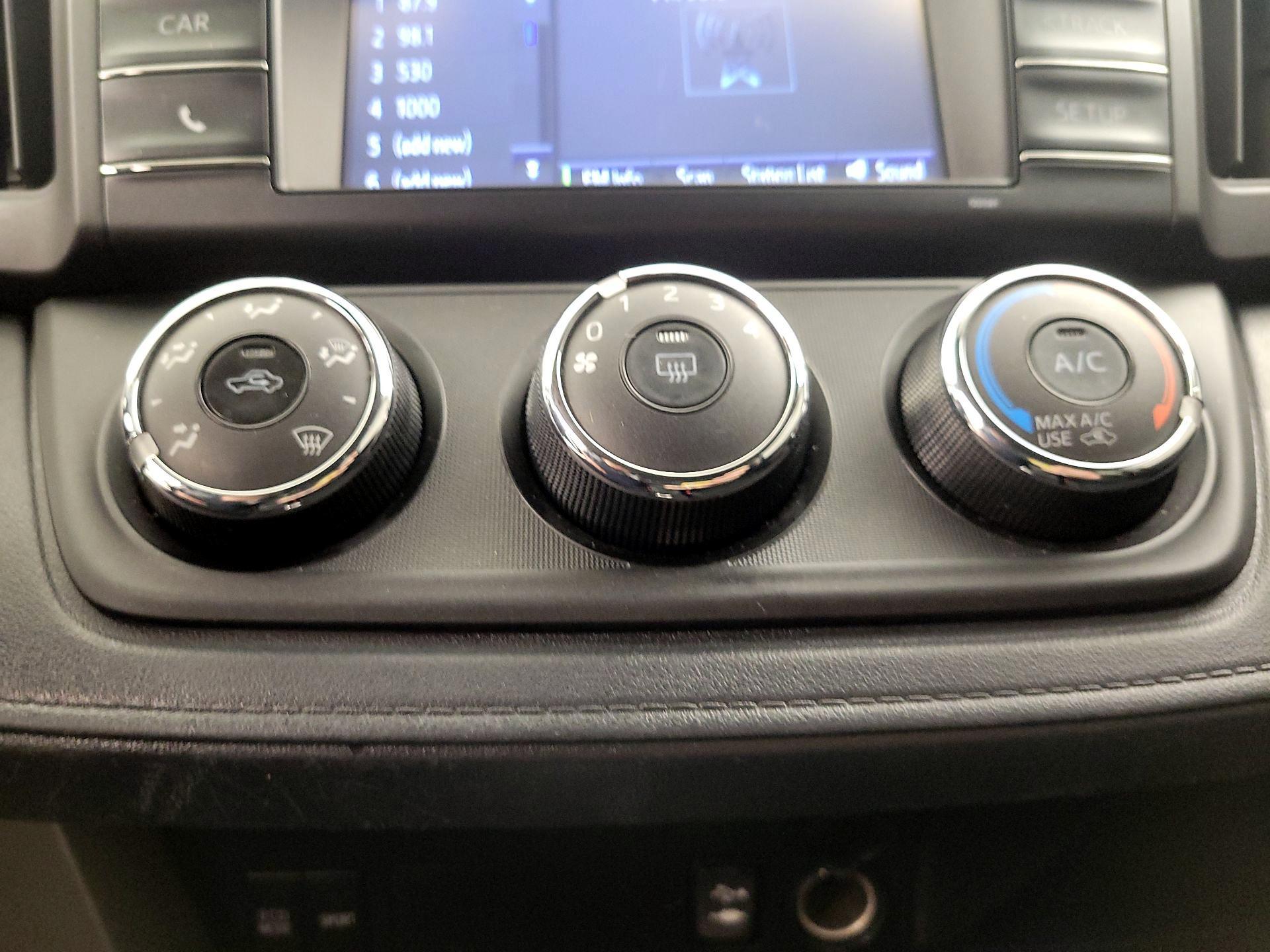 Thumbnail: 2017 Toyota RAV4 - 16