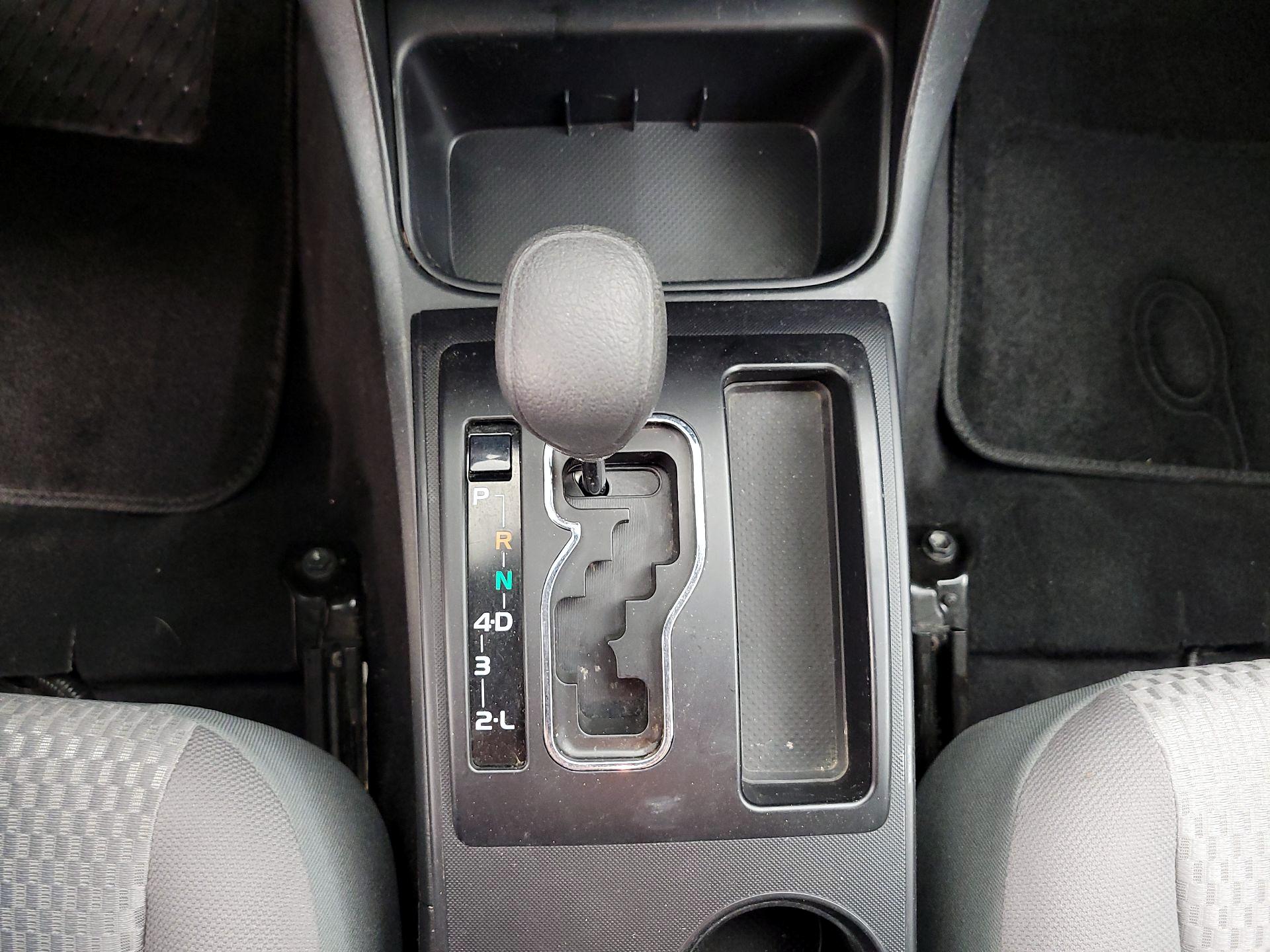 Thumbnail: 2014 Toyota Tacoma - 16