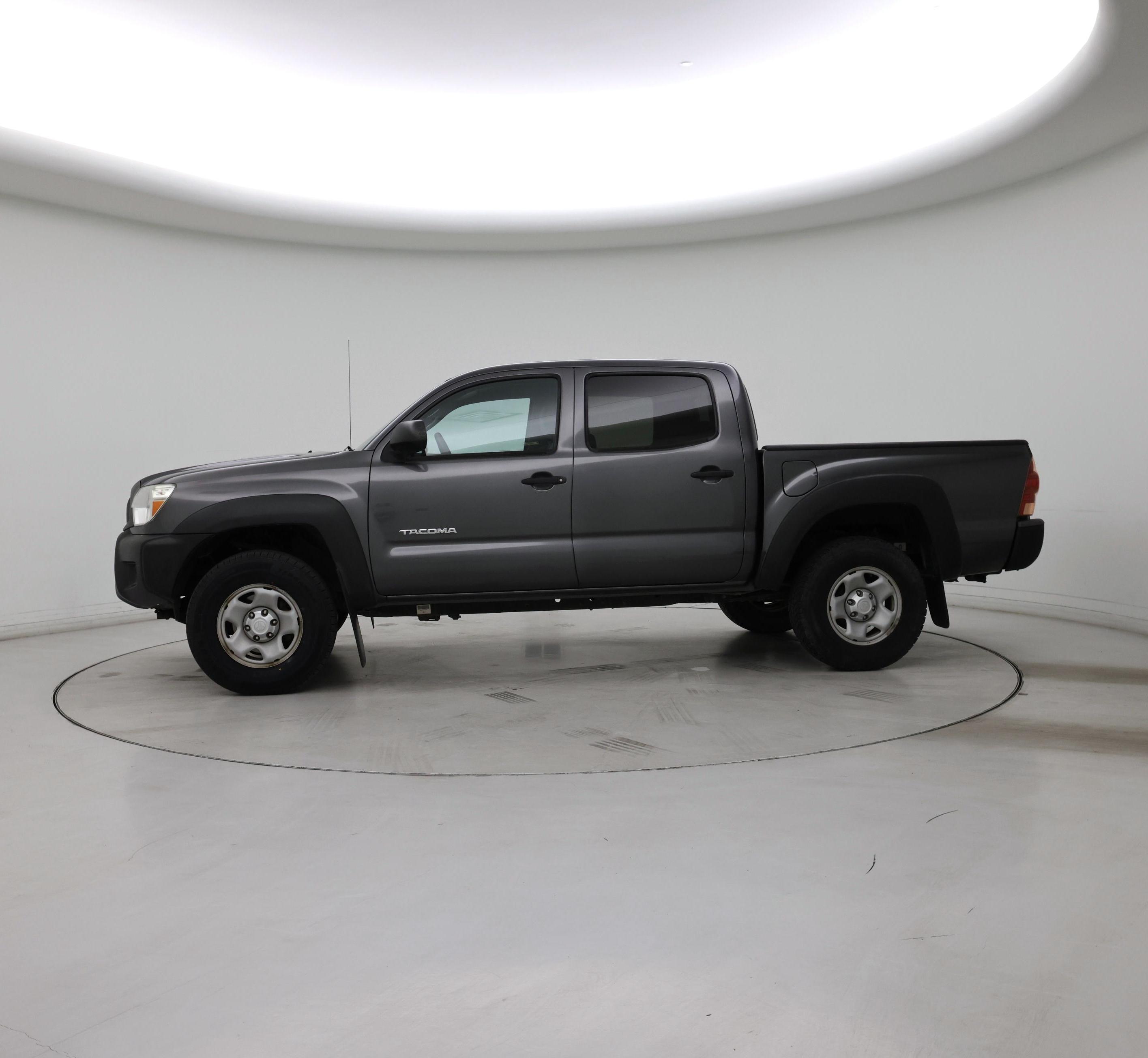 Thumbnail: 2014 Toyota Tacoma - 3
