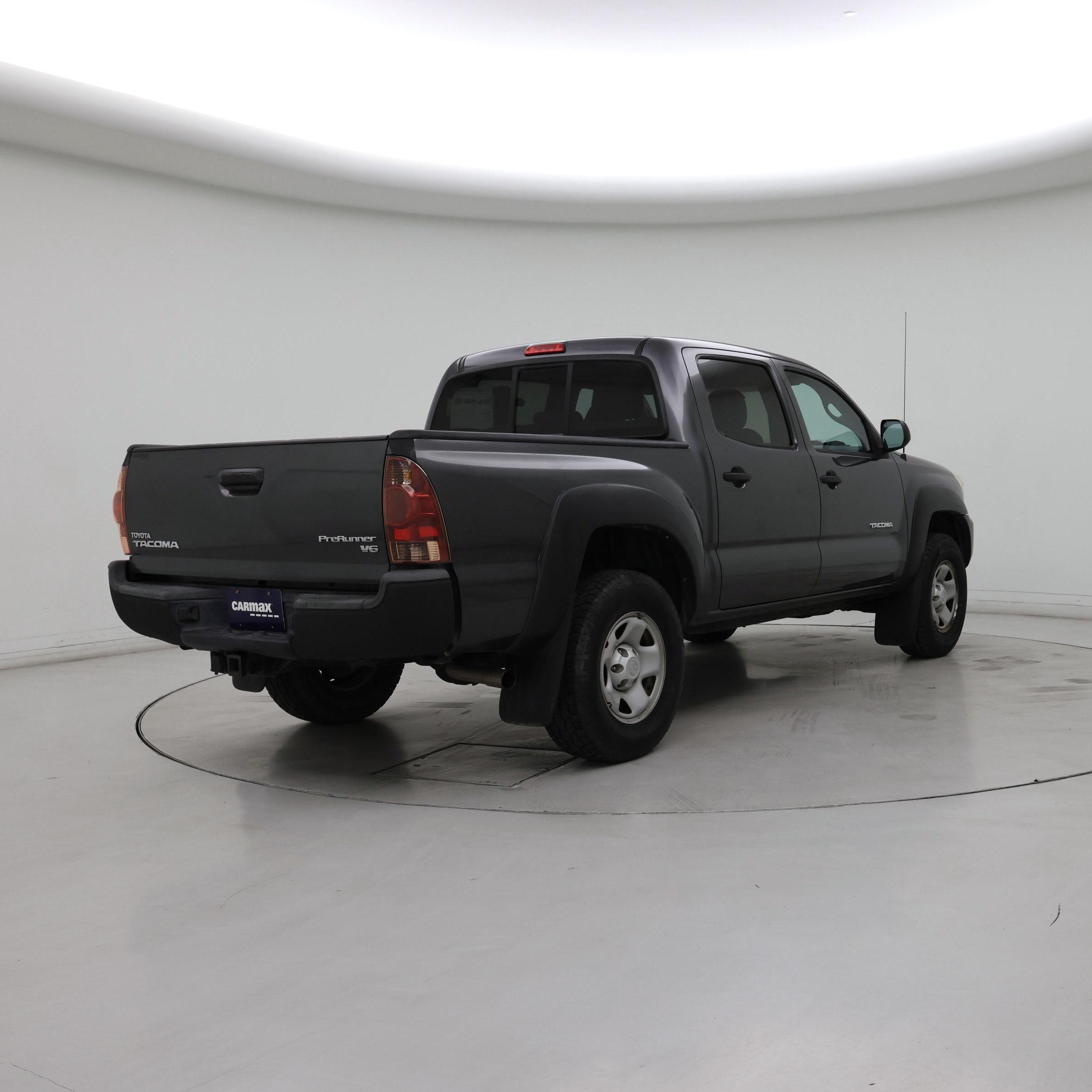 Thumbnail: 2014 Toyota Tacoma - 8
