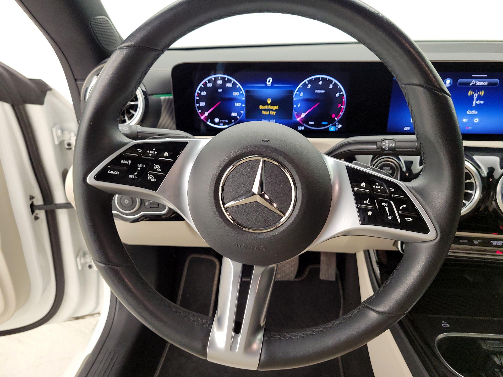 Thumbnail: 2025 Mercedes-Benz CLA - 10