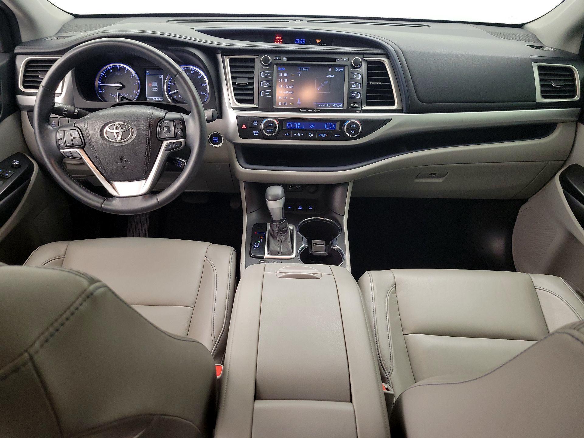 Thumbnail: 2018 Toyota Highlander - 9