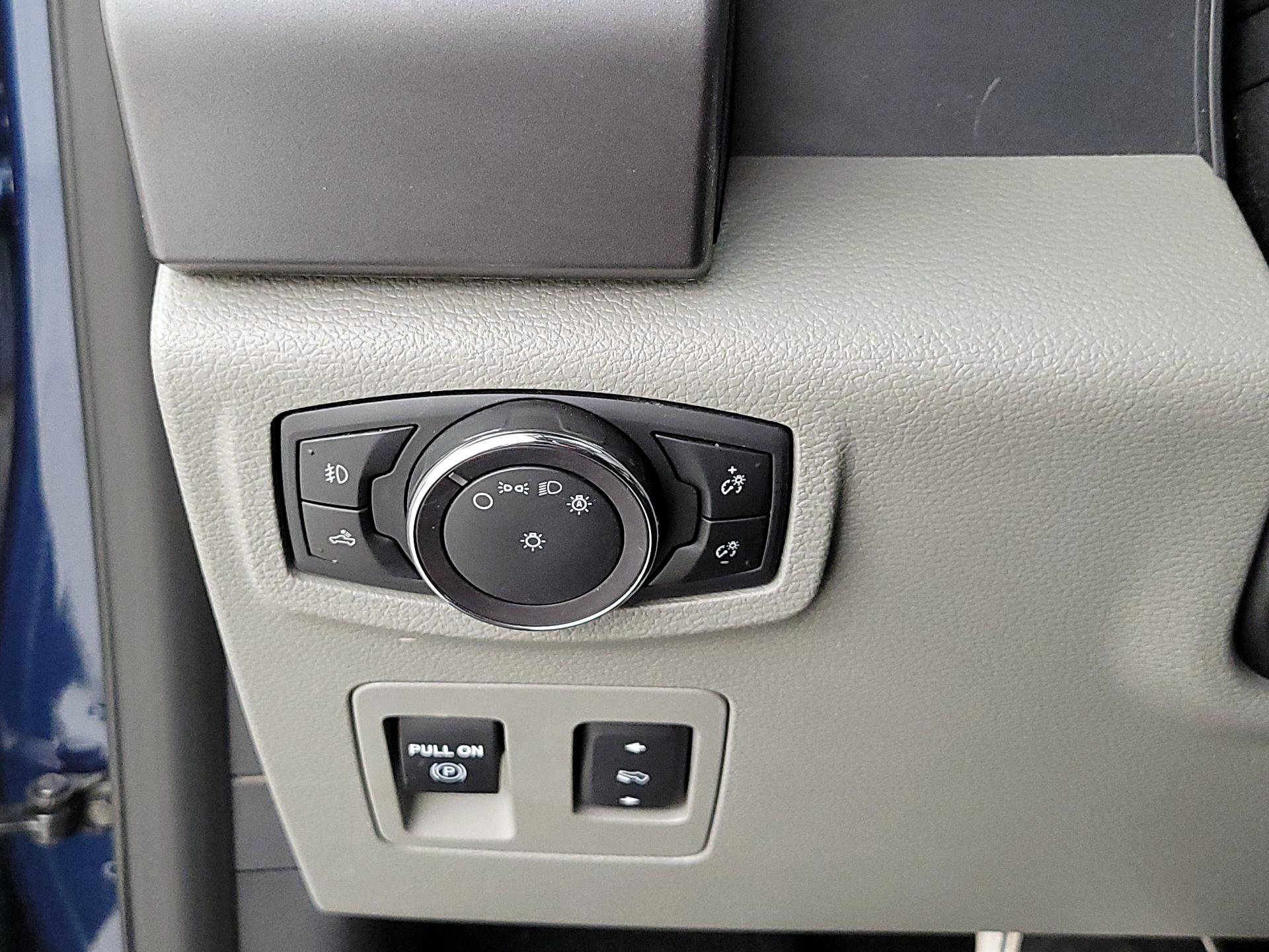 Thumbnail: 2019 Ford F-150 - 13