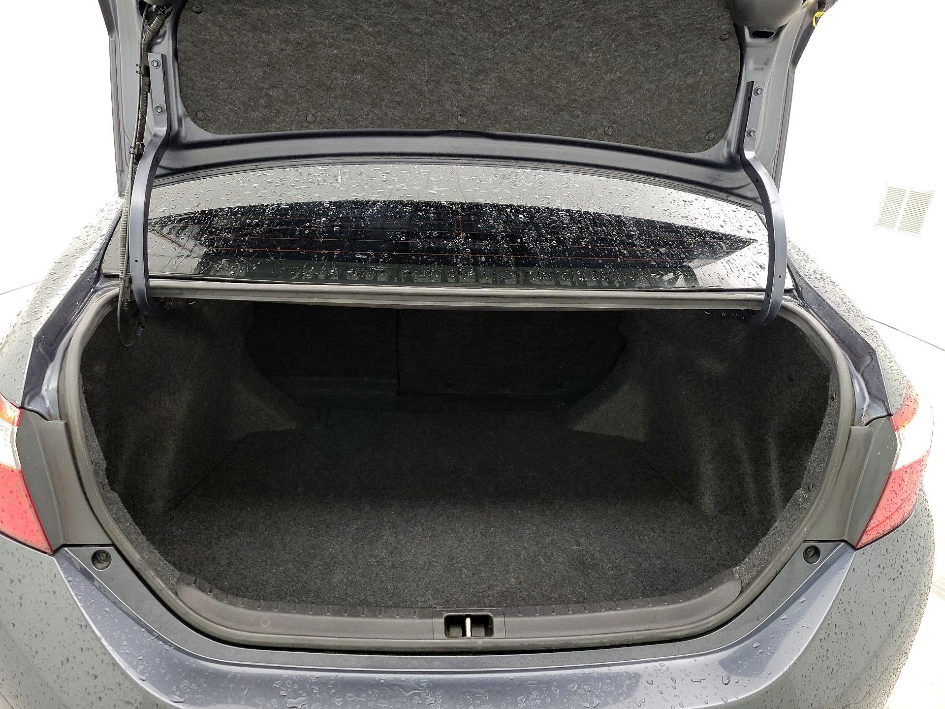 Thumbnail: 2014 Toyota Corolla - 19