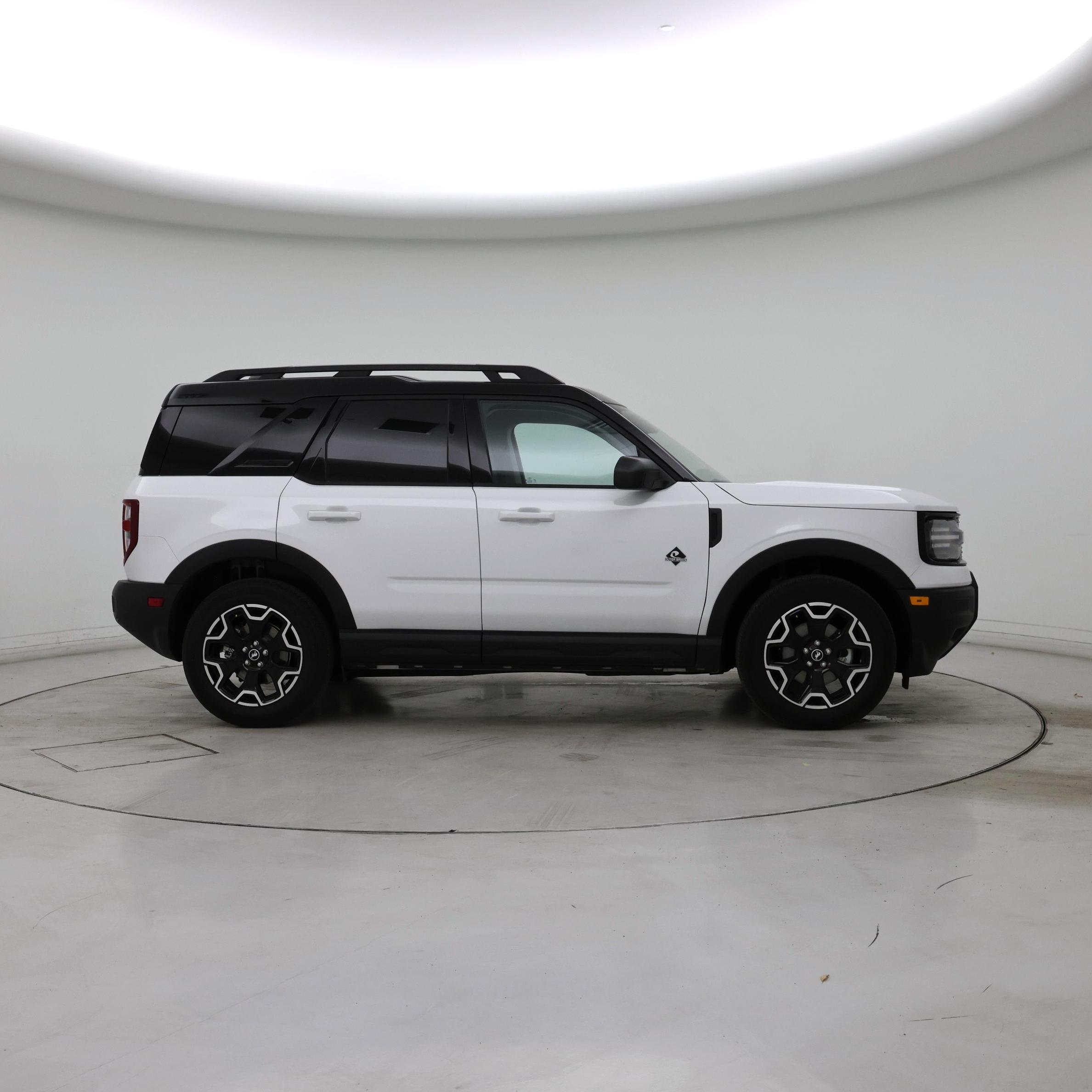 Thumbnail: 2025 Ford Bronco Sport - 7