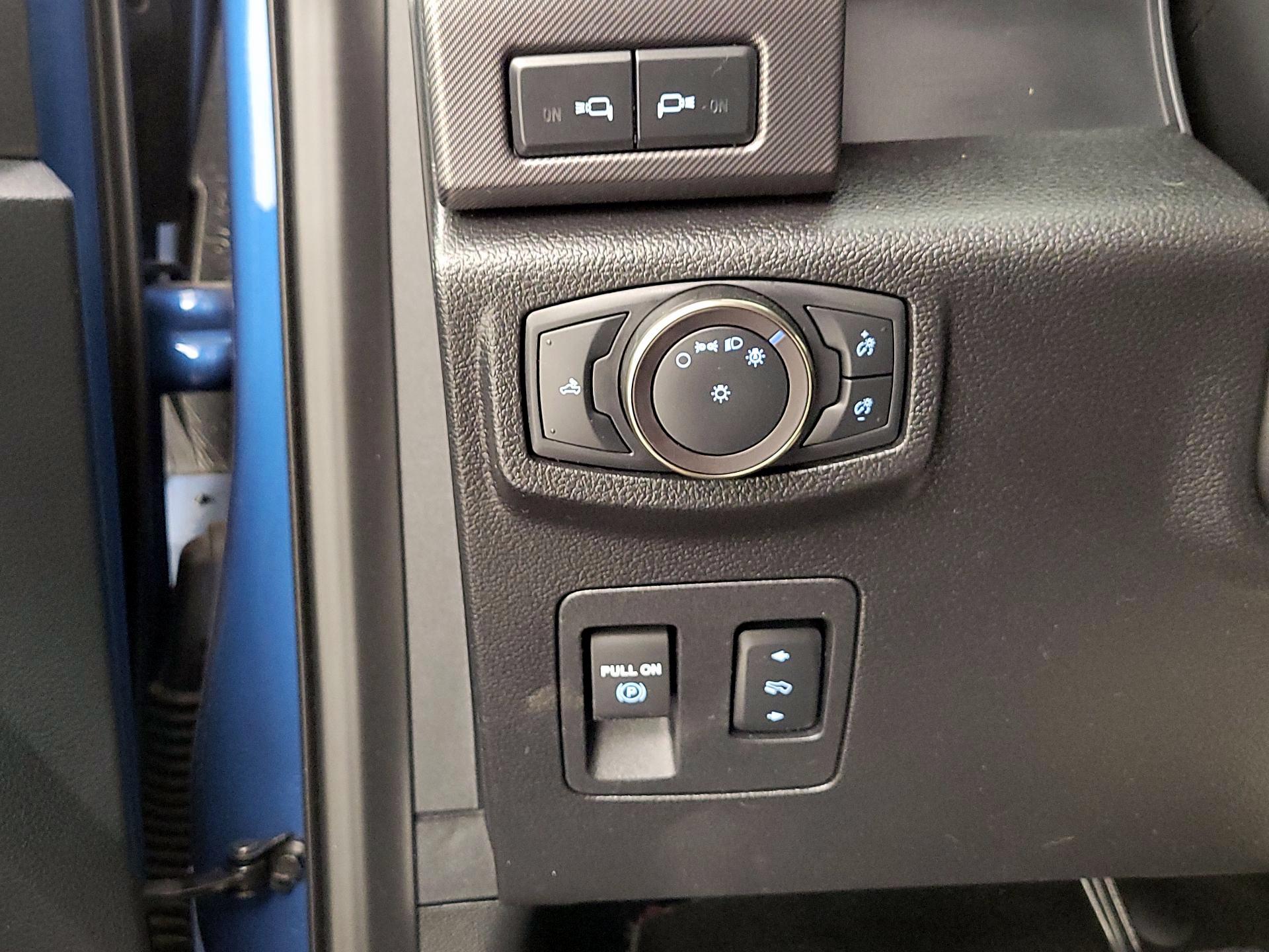 Thumbnail: 2019 Ford F-150 - 13