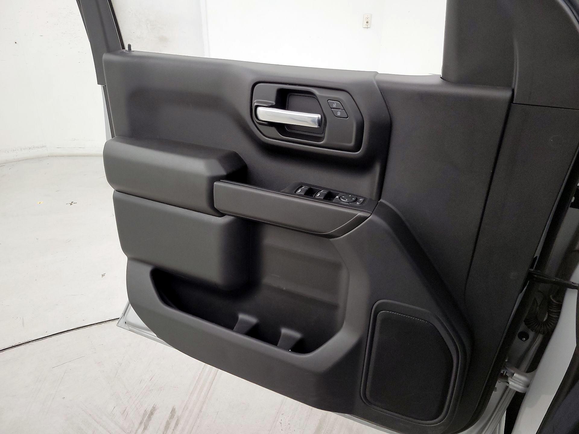 Thumbnail: 2022 Chevrolet Silverado 1500 - 12