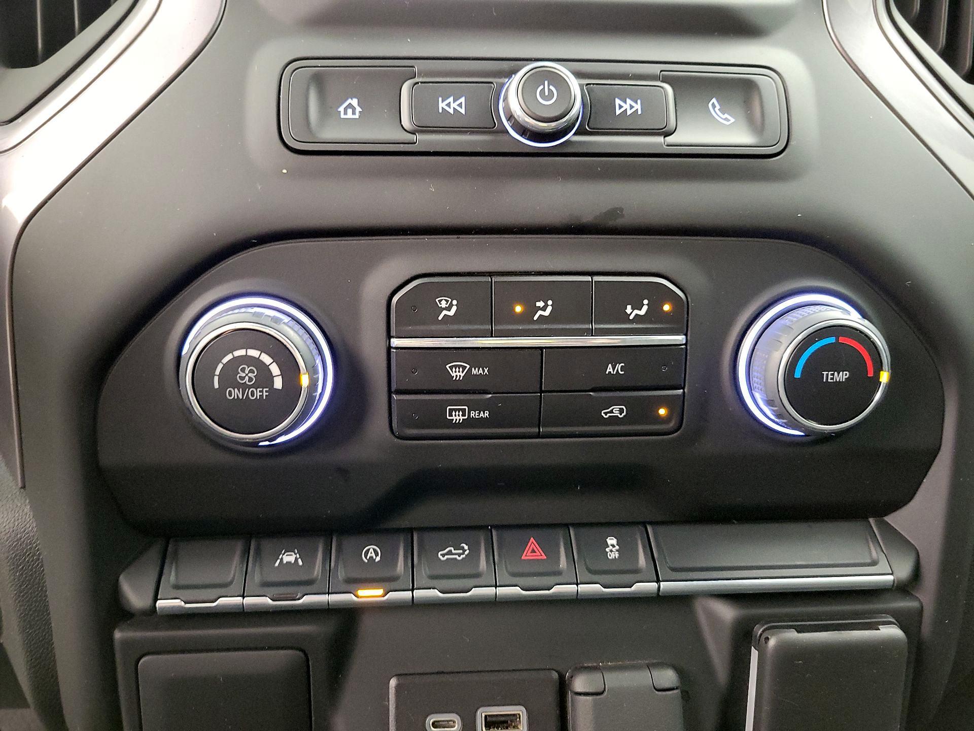 Thumbnail: 2022 Chevrolet Silverado 1500 - 16