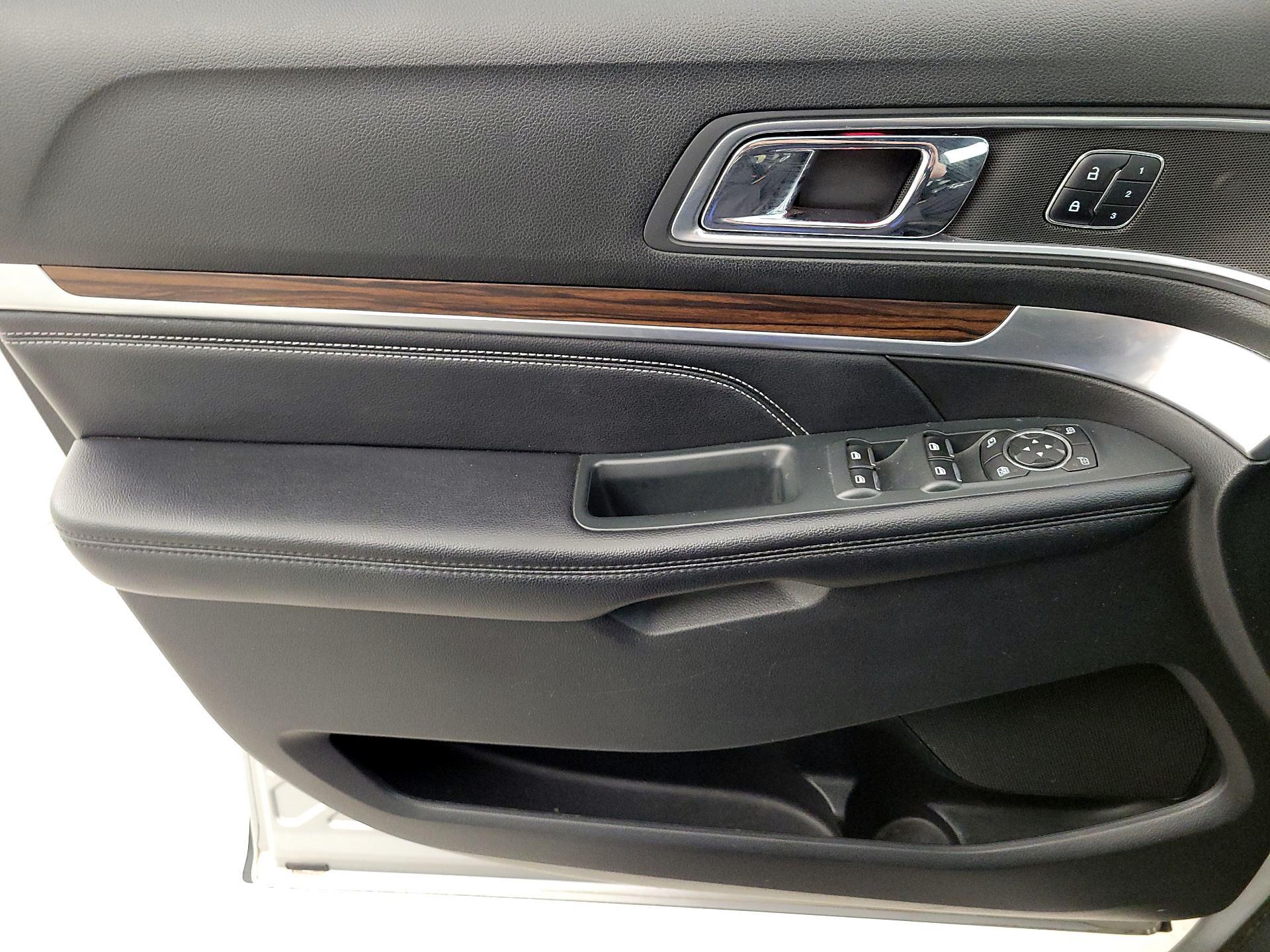 Thumbnail: 2018 Ford Explorer - 12