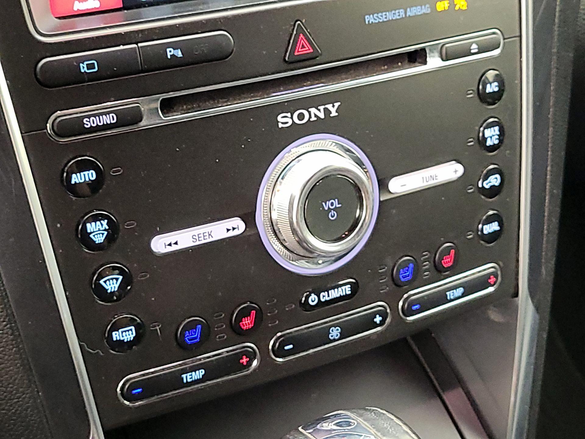 Thumbnail: 2018 Ford Explorer - 15