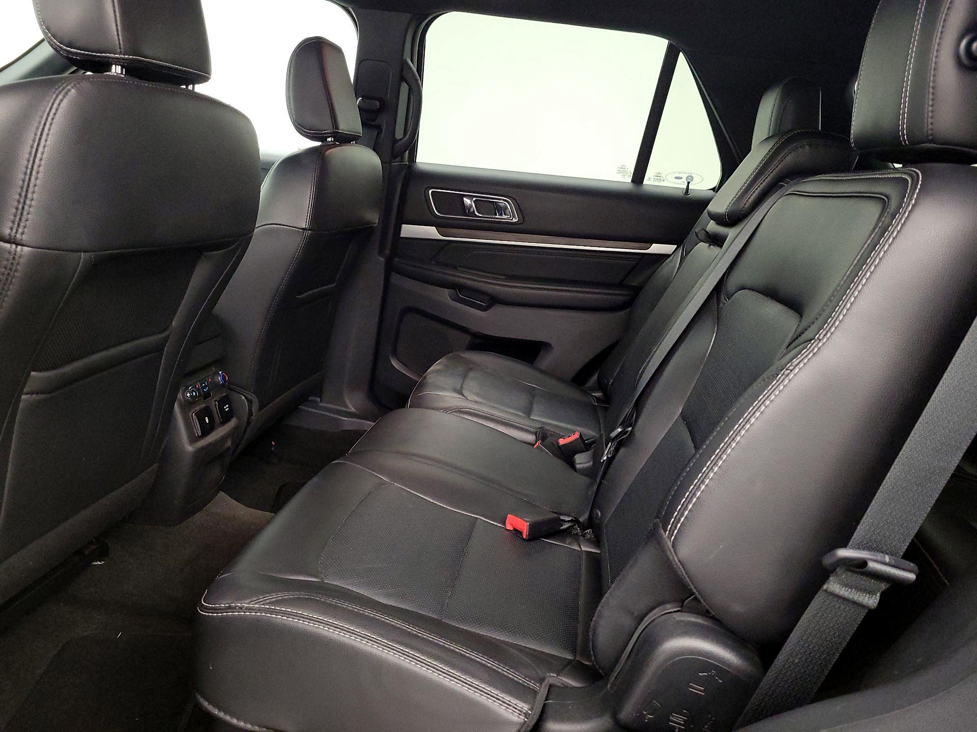 Thumbnail: 2018 Ford Explorer - 18