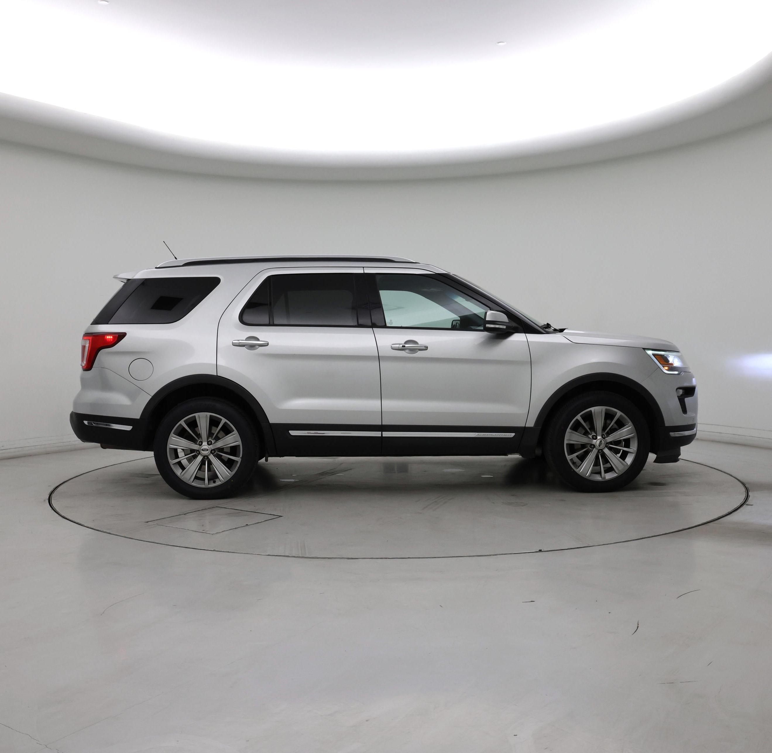 Thumbnail: 2018 Ford Explorer - 7