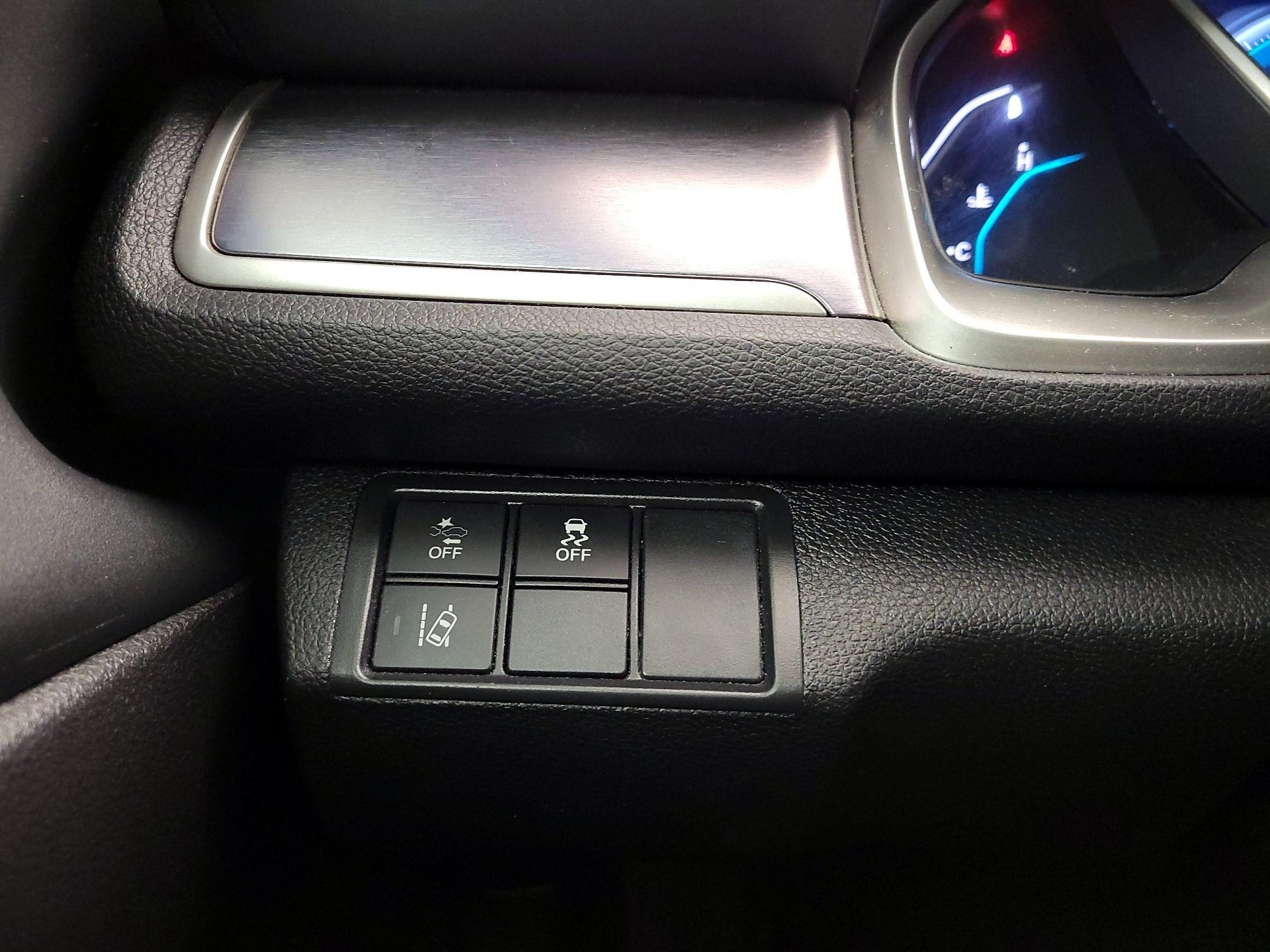 Thumbnail: 2016 Honda Civic - 13