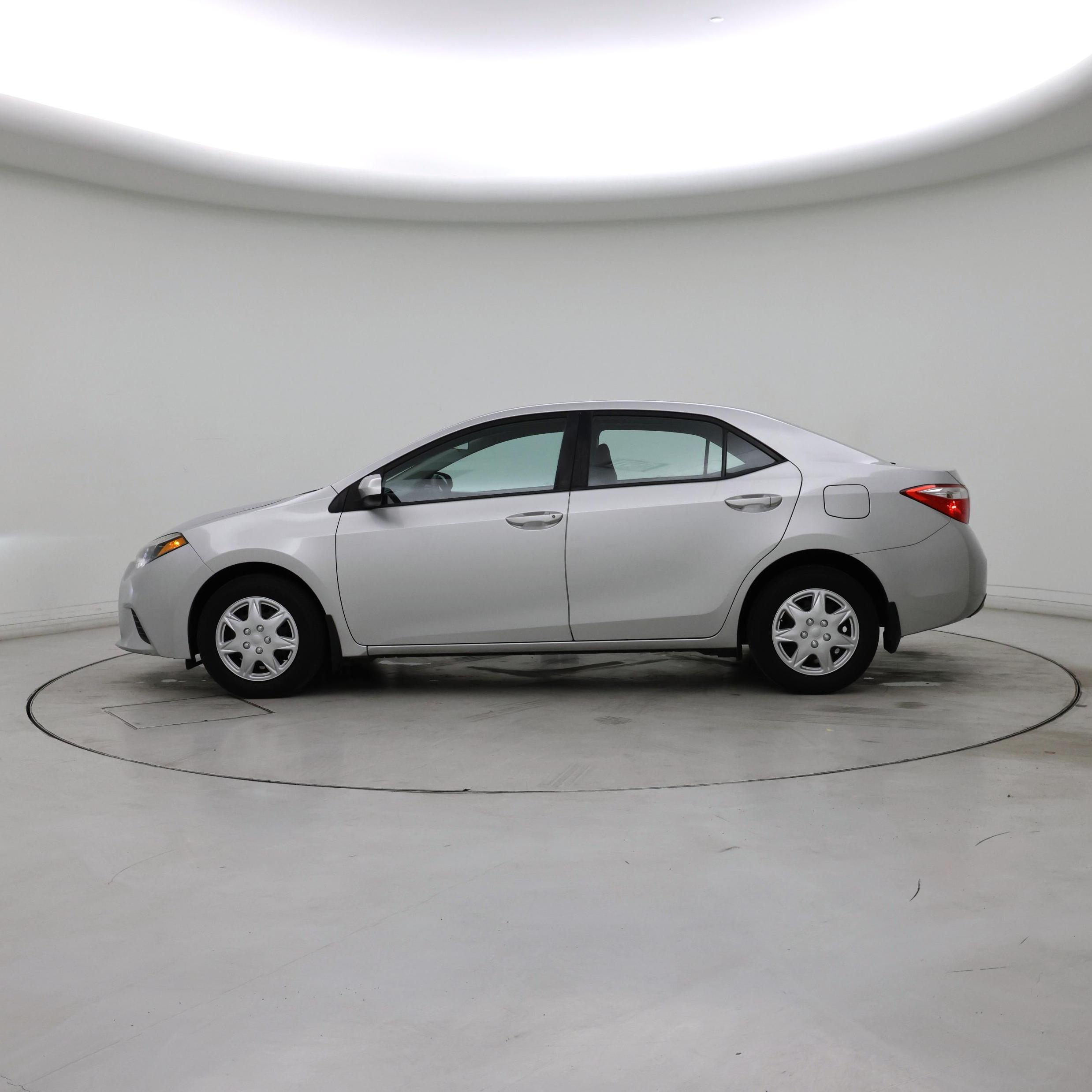 Thumbnail: 2014 Toyota Corolla - 3