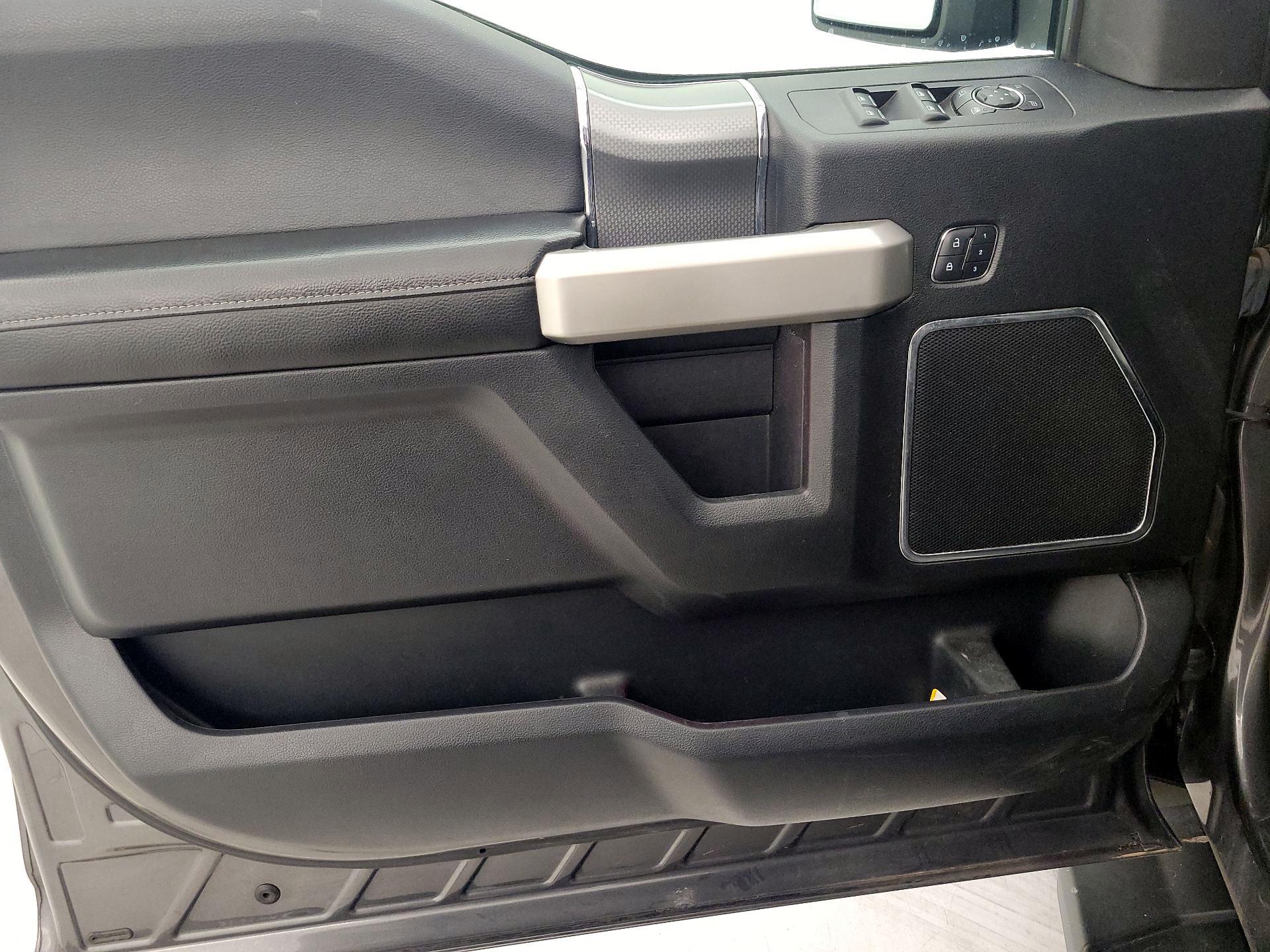 Thumbnail: 2015 Ford F-150 - 12