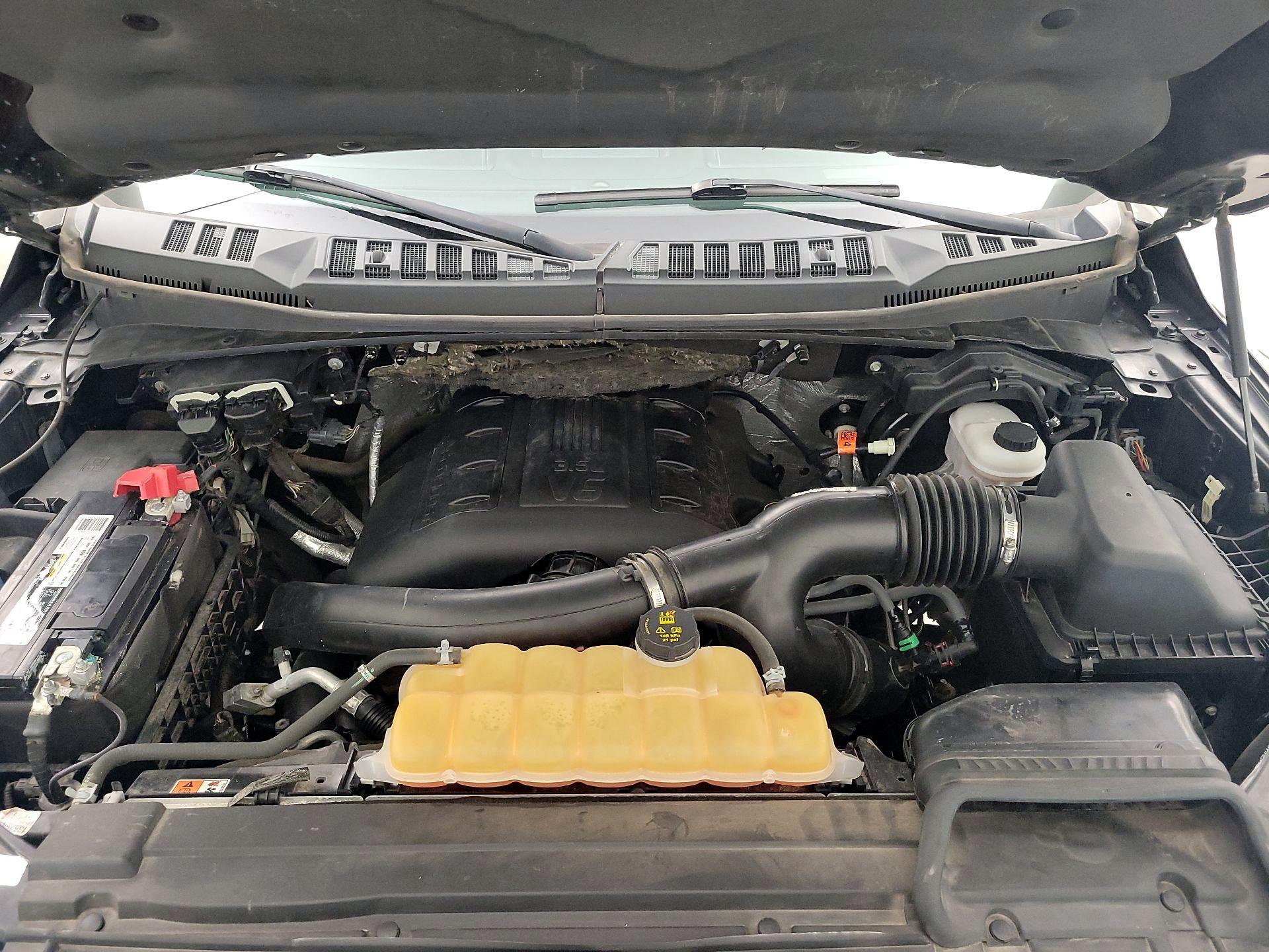 Thumbnail: 2015 Ford F-150 - 17